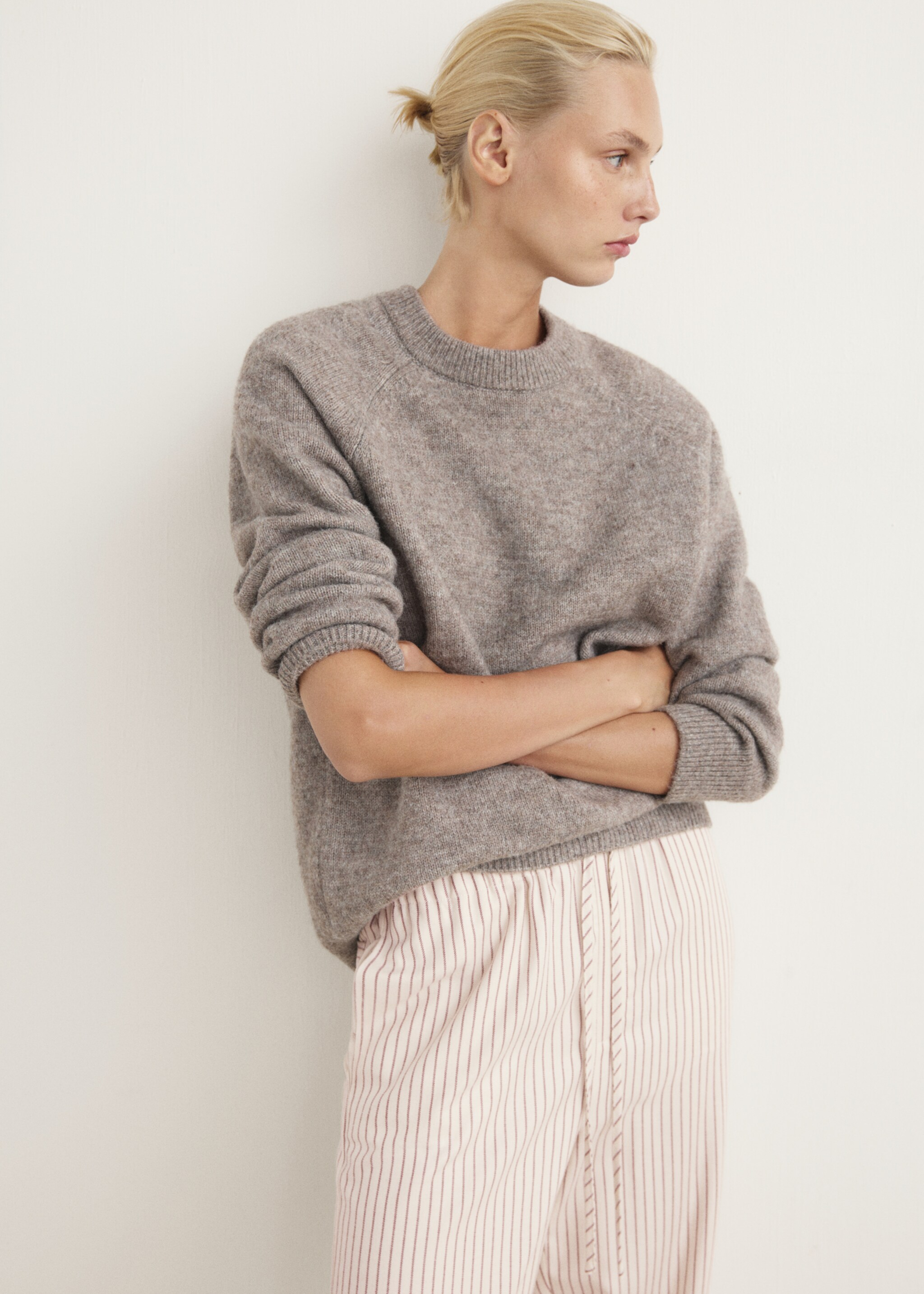 Woven striped flannel trousers - Details of the article 1, Ivory White. Ref: 17067129-00.