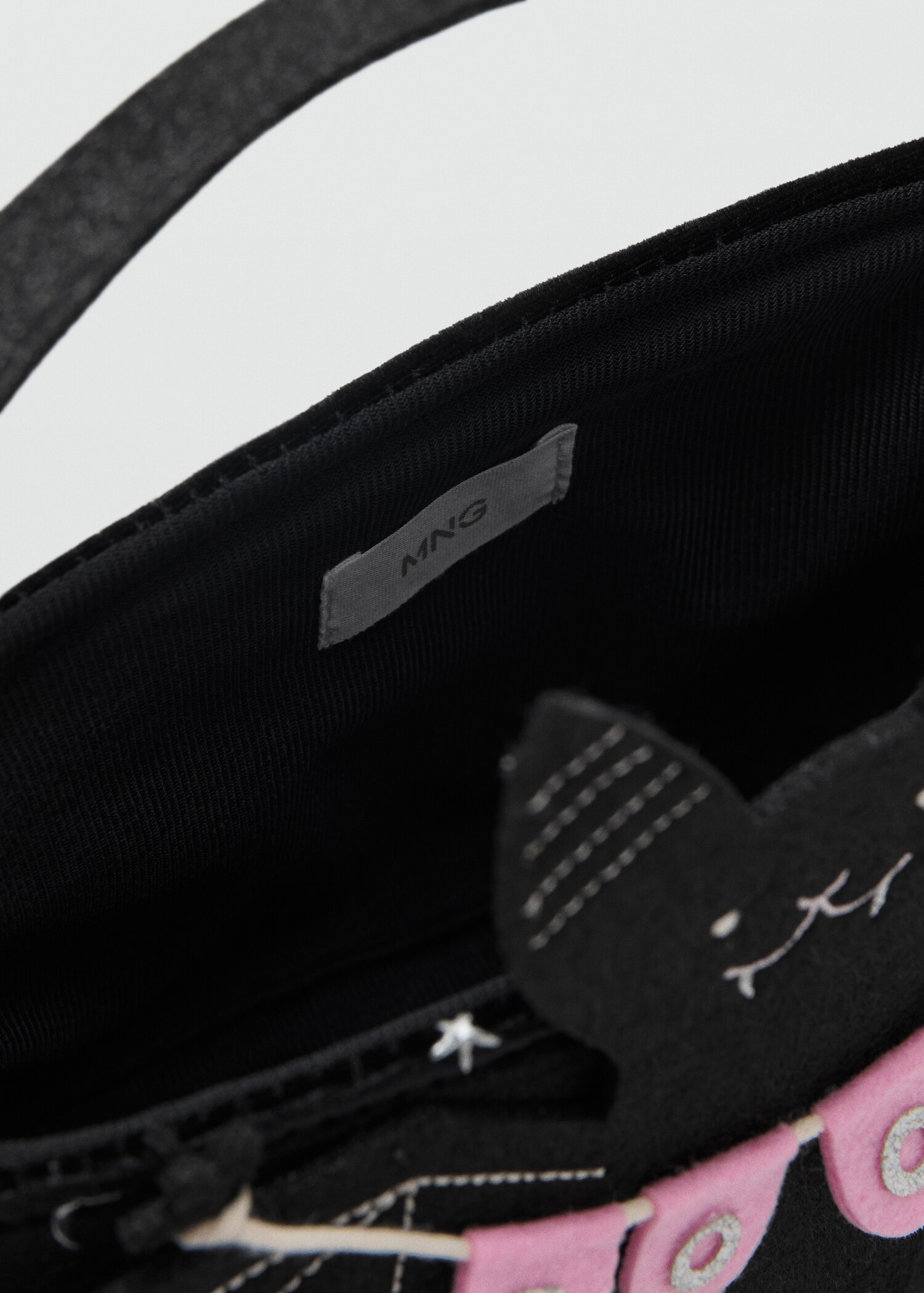 Bag bat - Details of the article 2