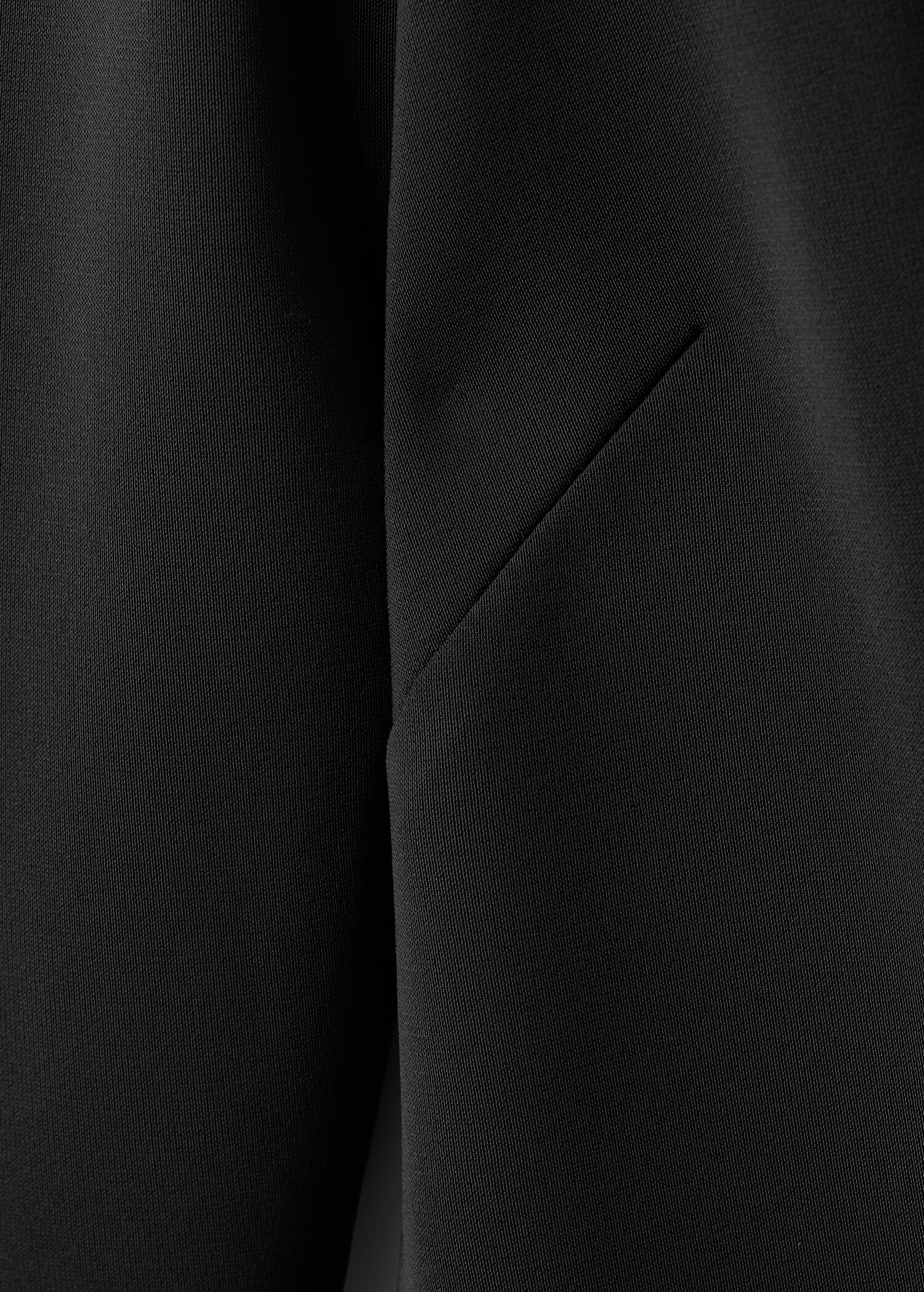 Long-sleeved dress with draped neck - Details of the article 0