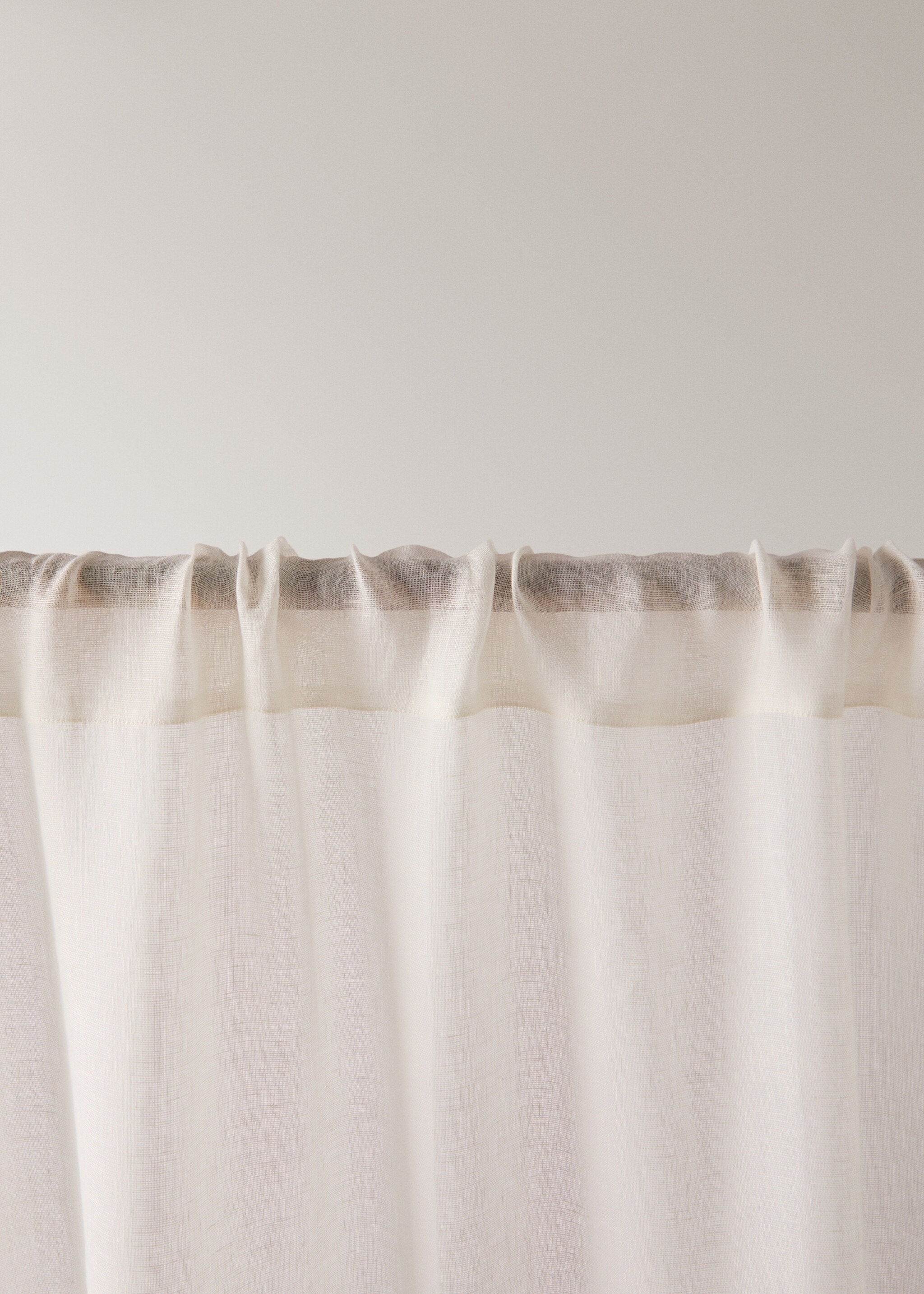 Low opacity linen sheer curtain - Details of the article 1, Ecru. Ref: 17067139-00.