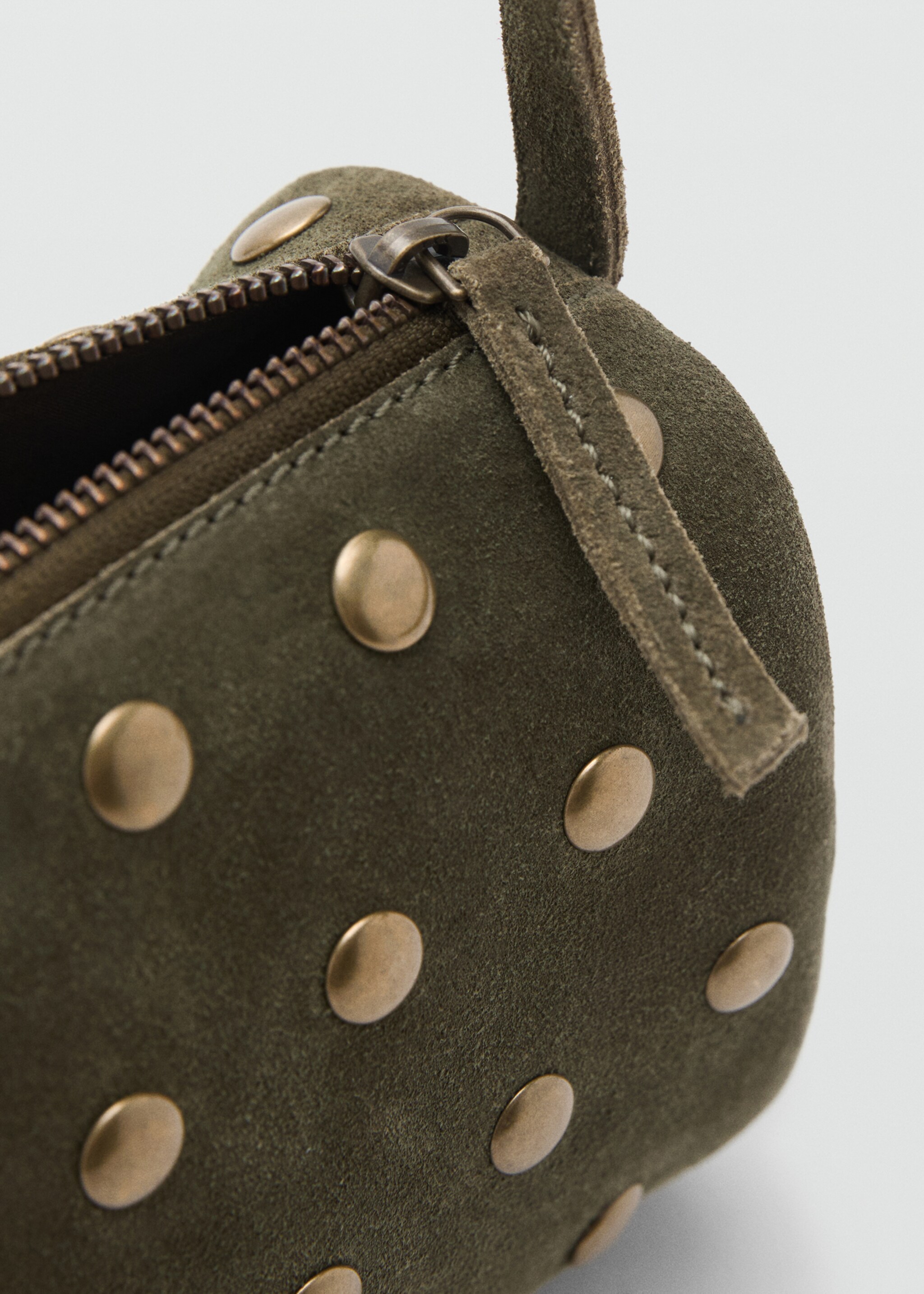 Round leather bag - Details of the article 1, Khaki. Ref: 17067780-00.