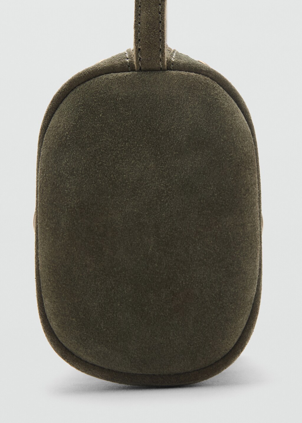 Round leather bag