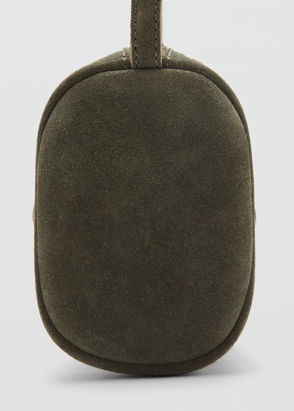 Round leather bag