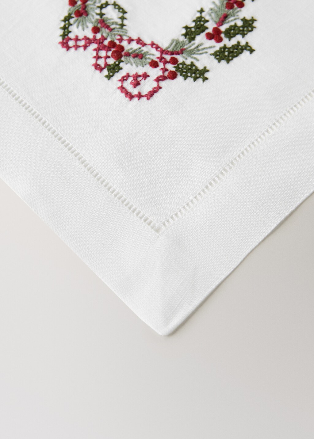 Embroidered linen Christmas placemat