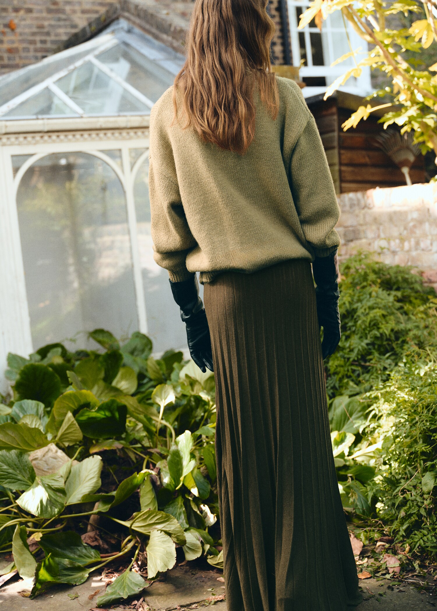 Pleated knit skirt - Reverse of the article