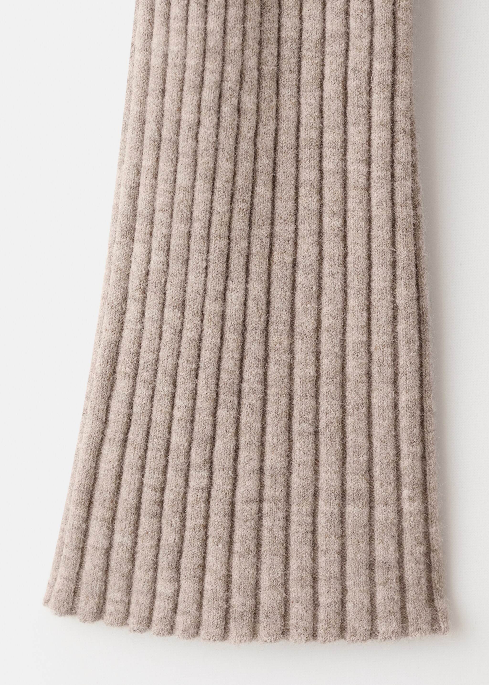 Perkins-neck ribbed dress - Details of the article 8, Medium Brown. Ref: 17067801-00.