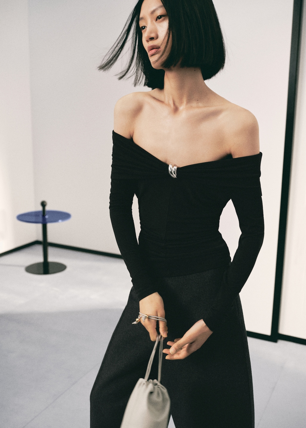 Strapless t-shirt with metallic detail