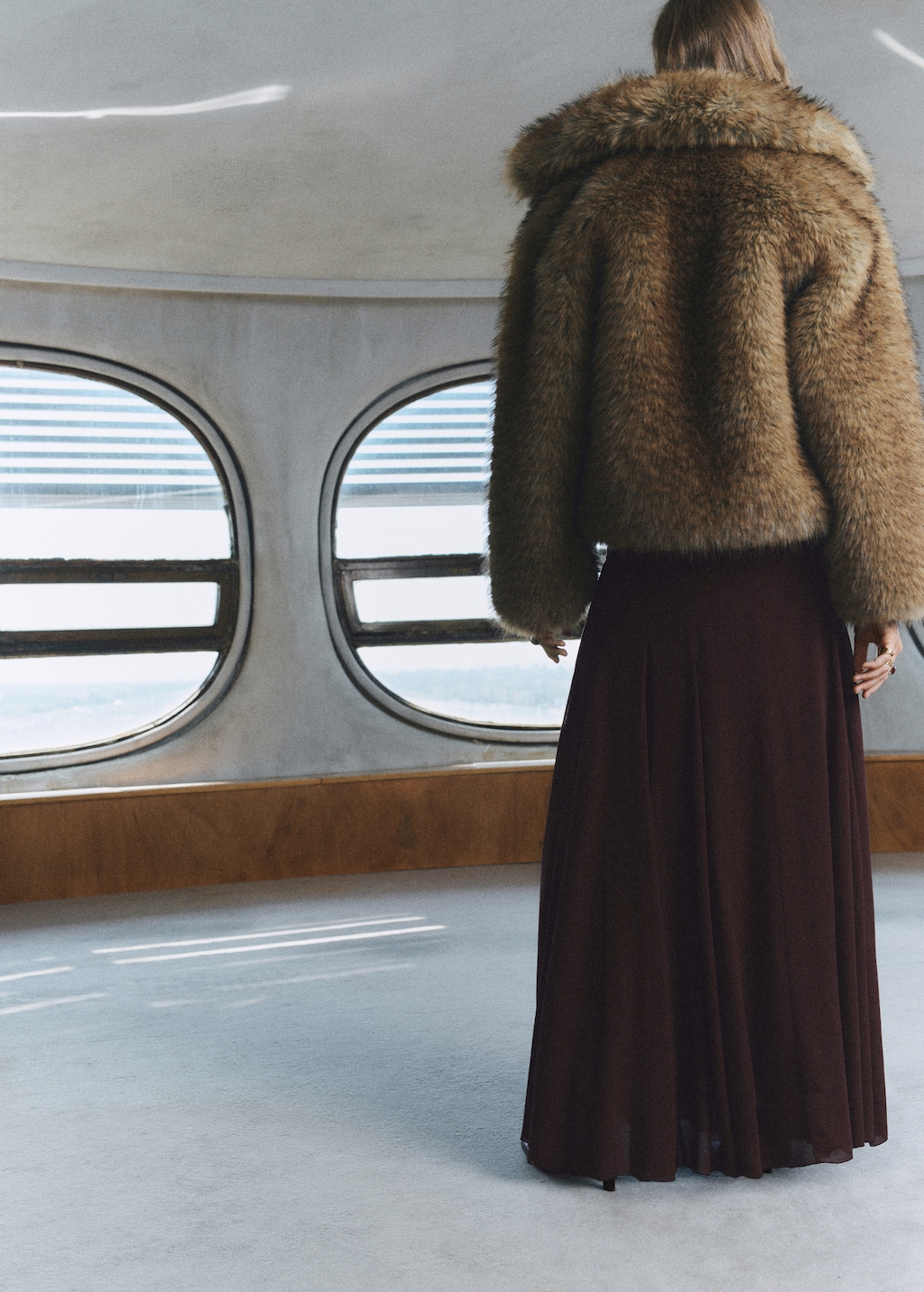 Godet skirt with belt