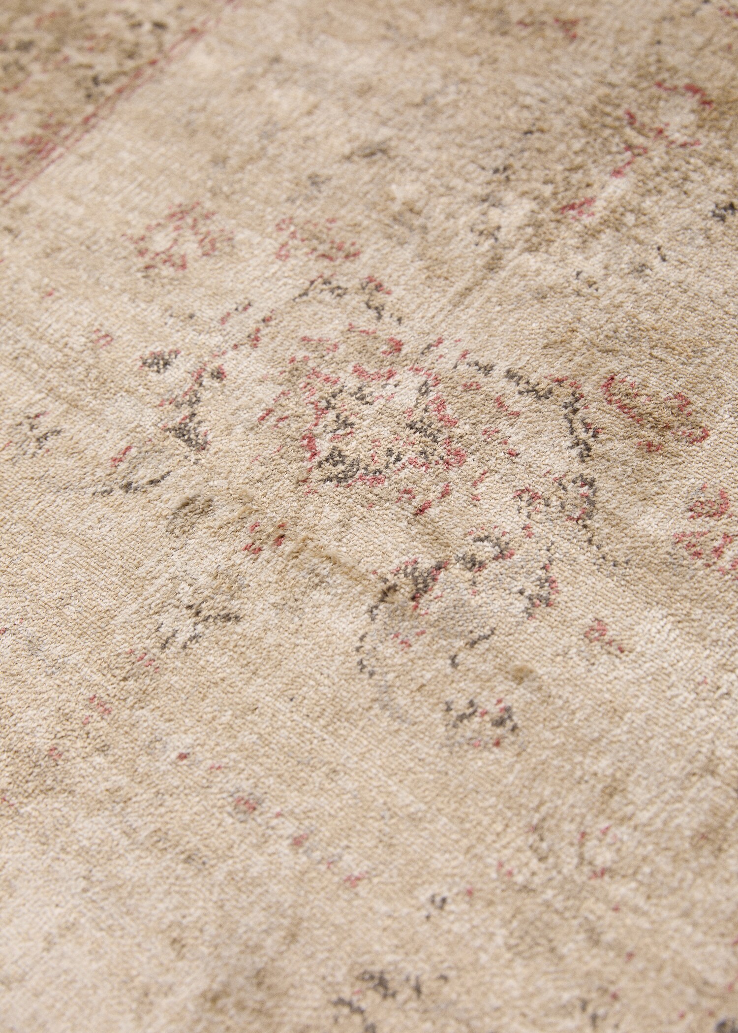 Aged effect rug - Details of the article 2