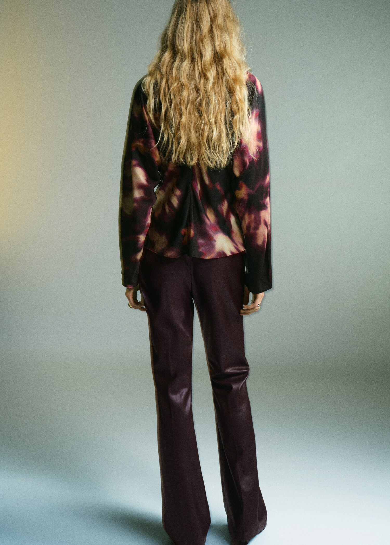 Blouse tie-dye col montant - Verso de l’article