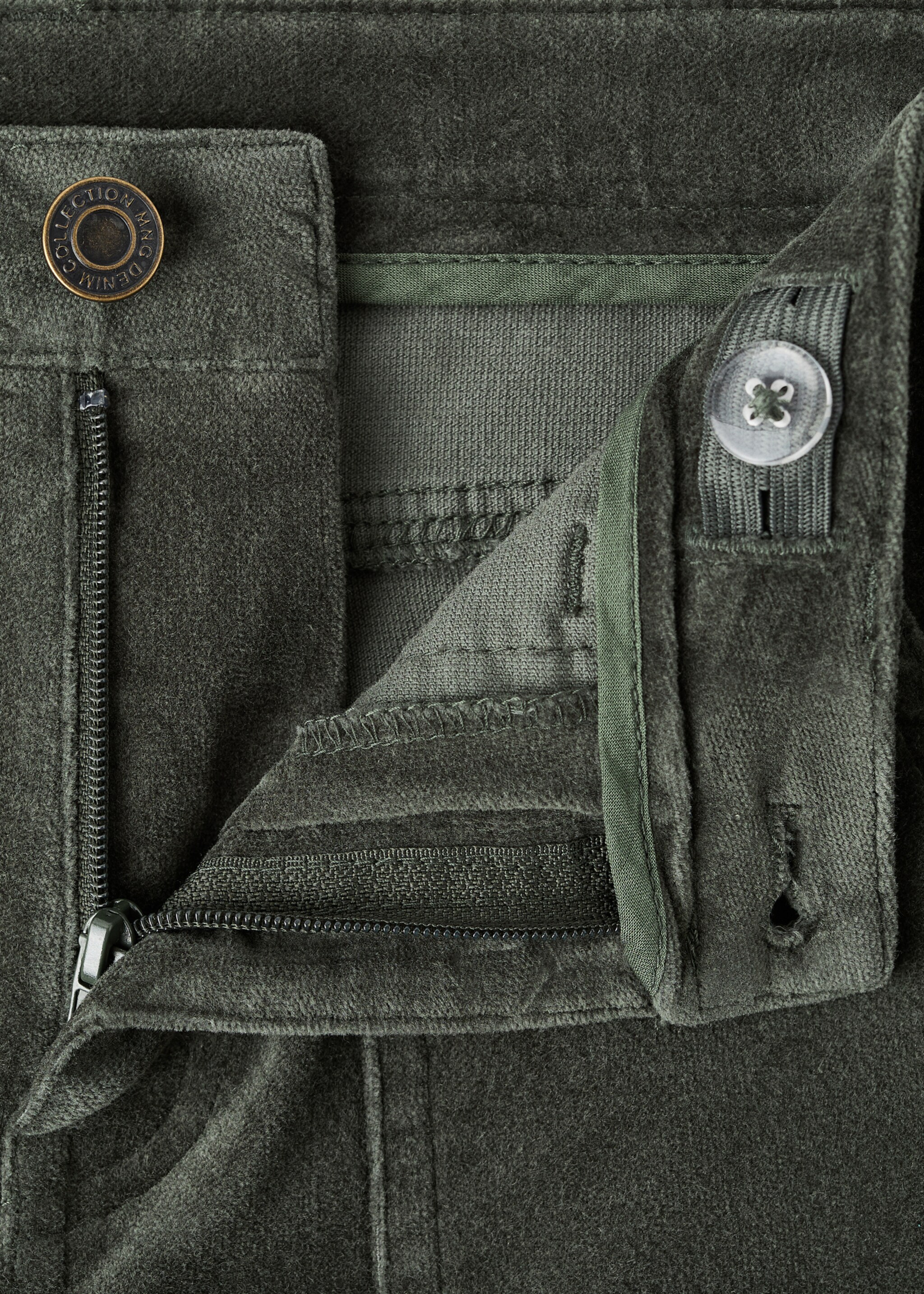 Velvet-effect flare trousers - Details of the article 8, Khaki. Ref: 17067888-00.