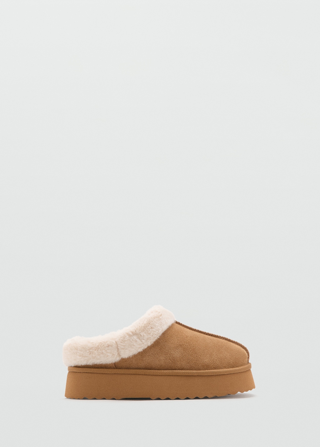 Platform clogs with sheepskin lining