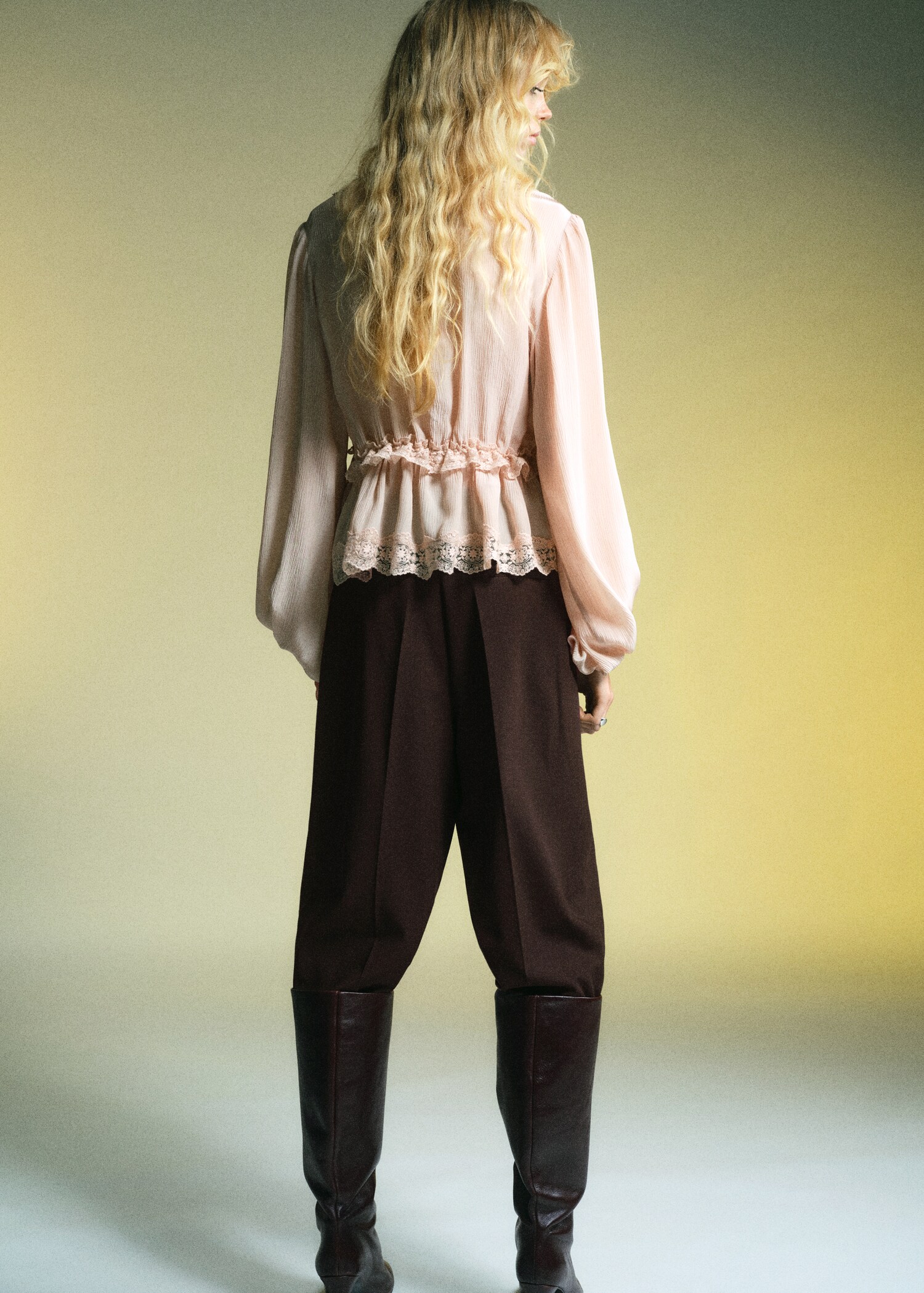 Wide-leg mid-rise pleated trousers - Reverse of the article