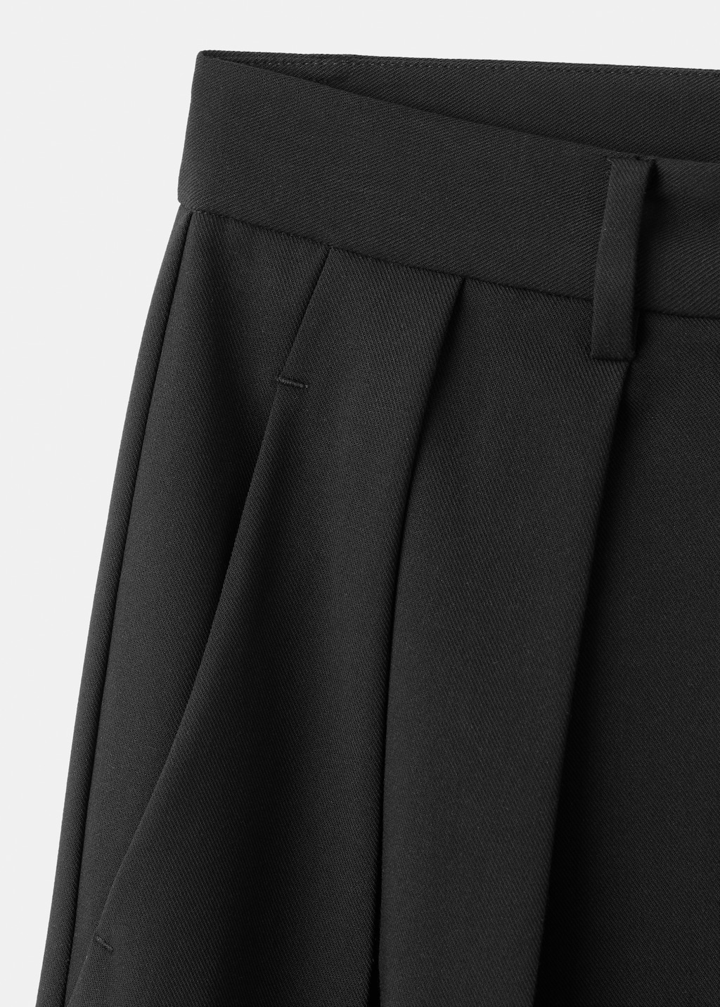 Wide-leg mid-rise pleated pants