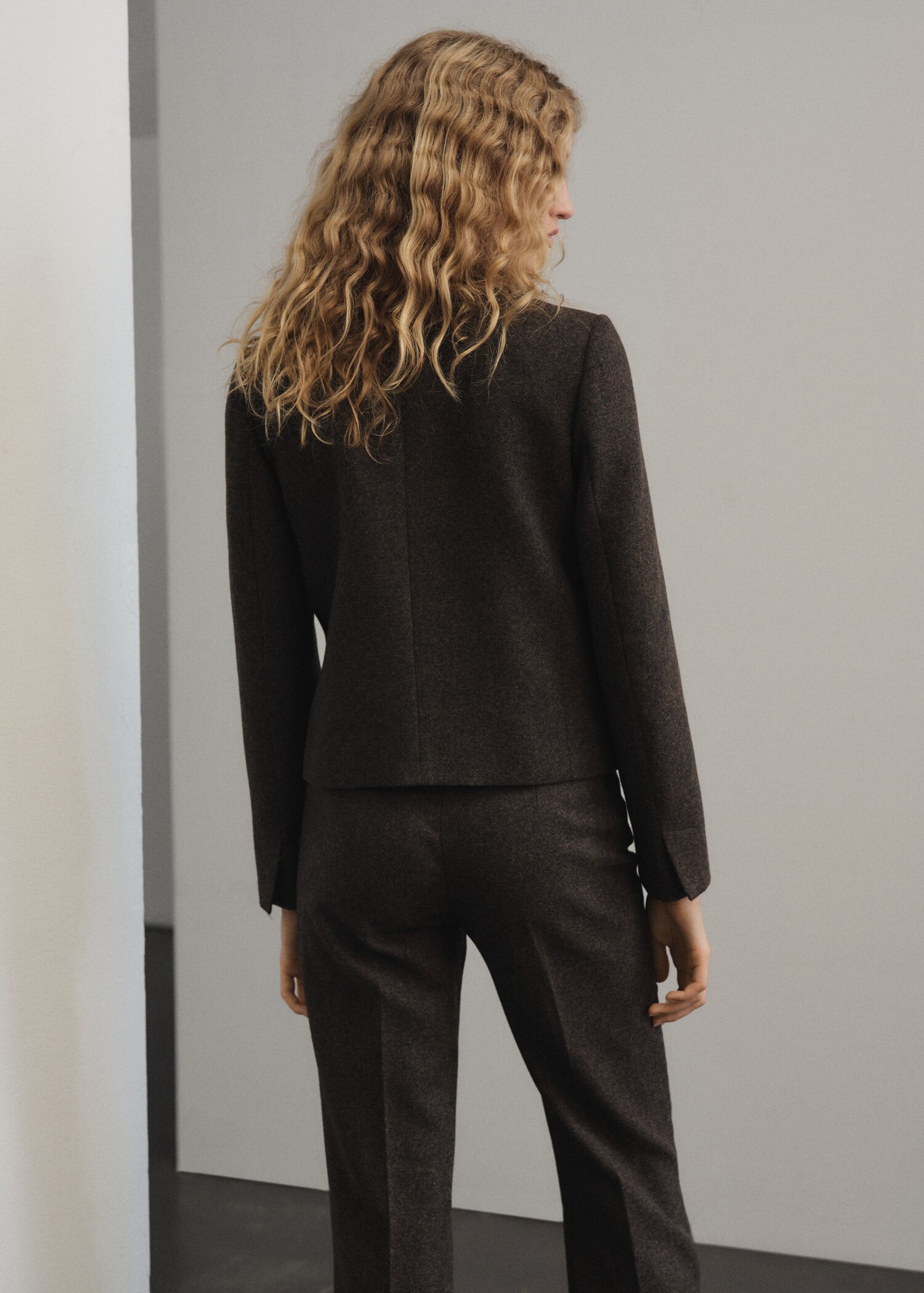 Speckled wool jacket with pockets - Reverse of the article