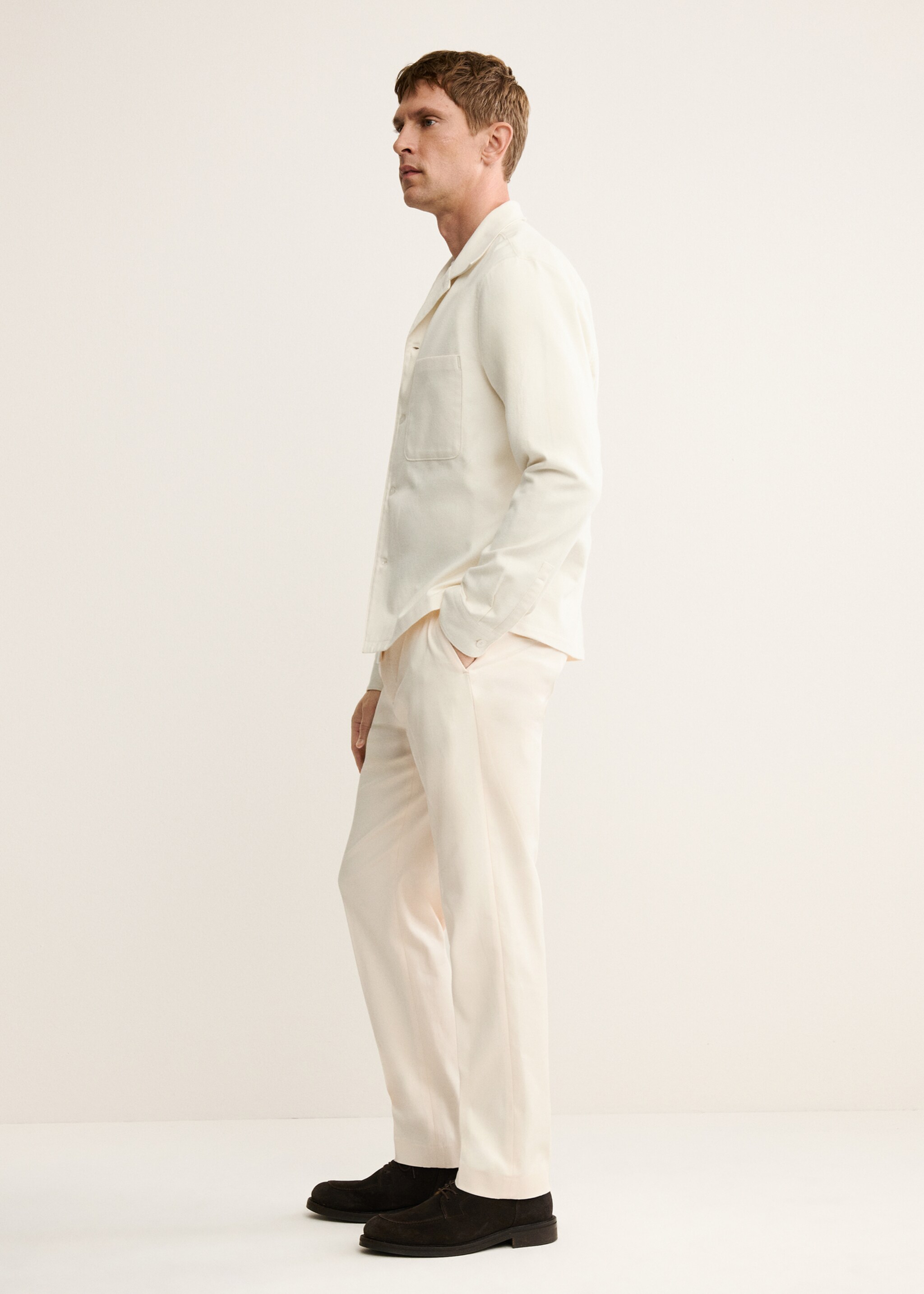 Regular fit pleated cotton trousers - Details of the article 2, Ivory White. Ref: 17068266-00.