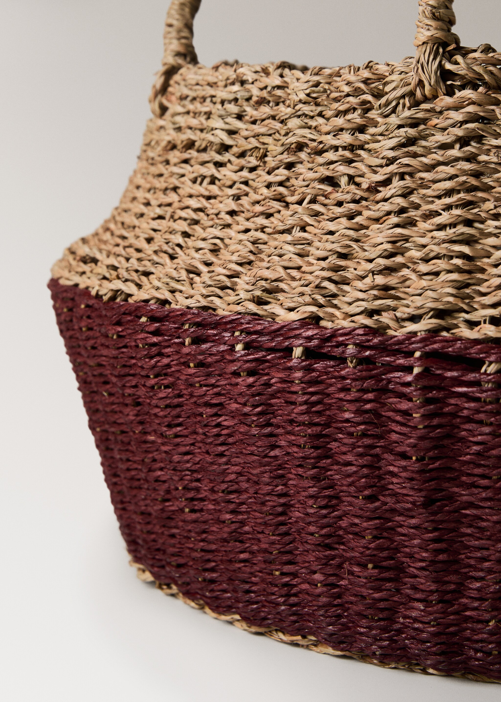 Soft paper coloured basket - Details of the article 2, Maroon. Ref: 17068275-00.