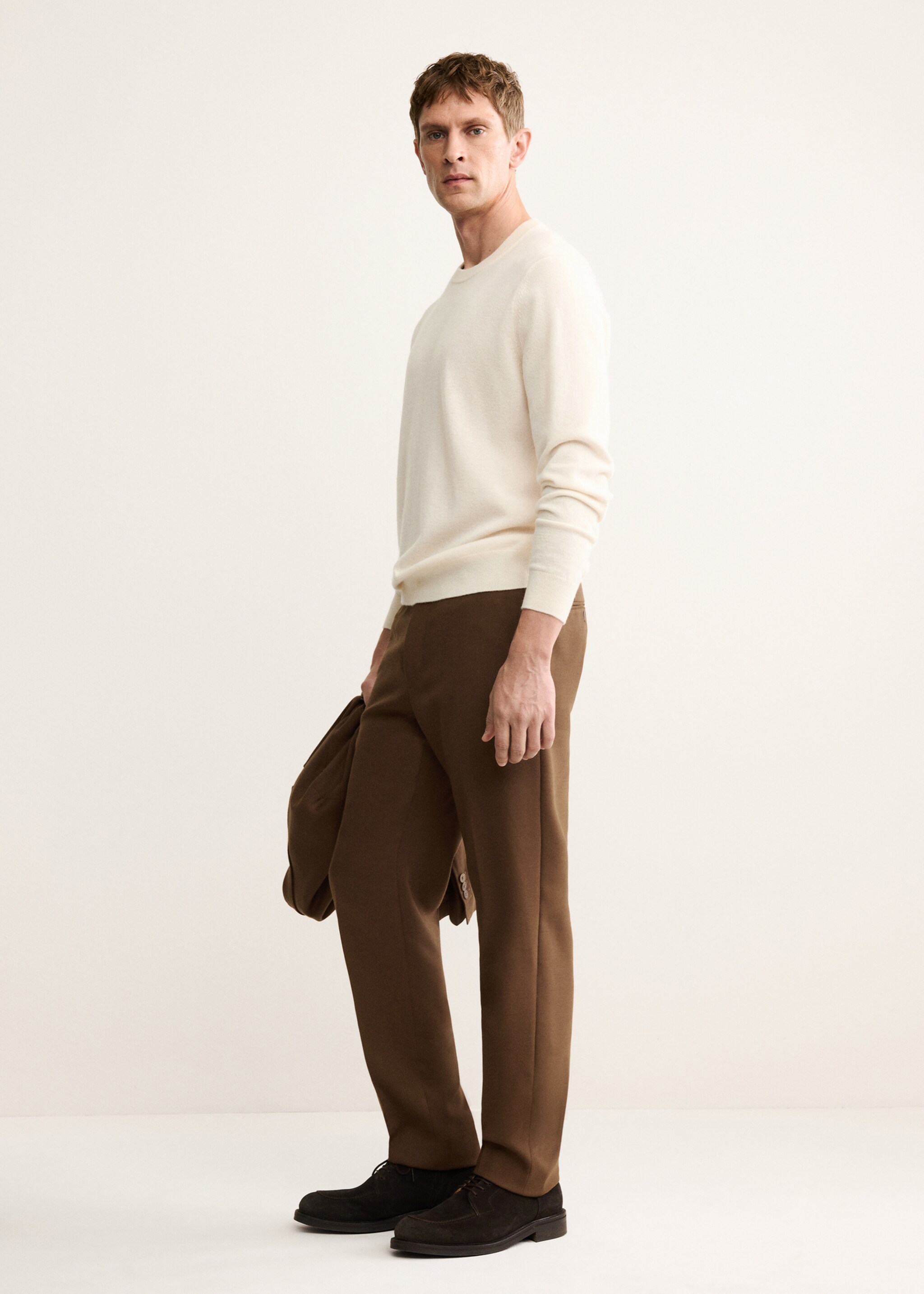 Camisola de 100% caxemira regular fit - Pormenor do artigo 2, Branco-marfim. Ref: 17068276-00.