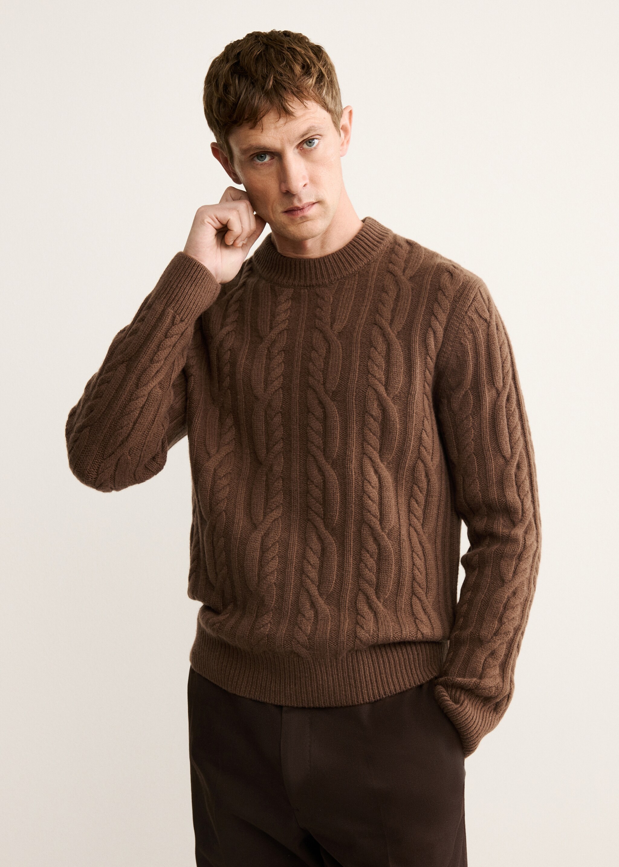 Pull 100 % coton tressé - Plan moyen, Caramel. Ref: 17068278-00.