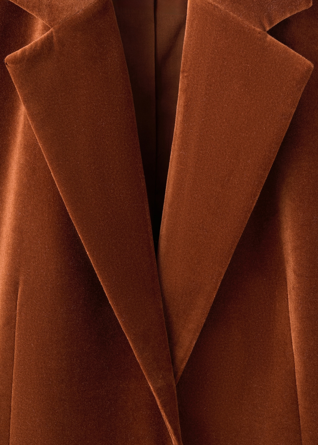 Velvet suit jacket with pockets