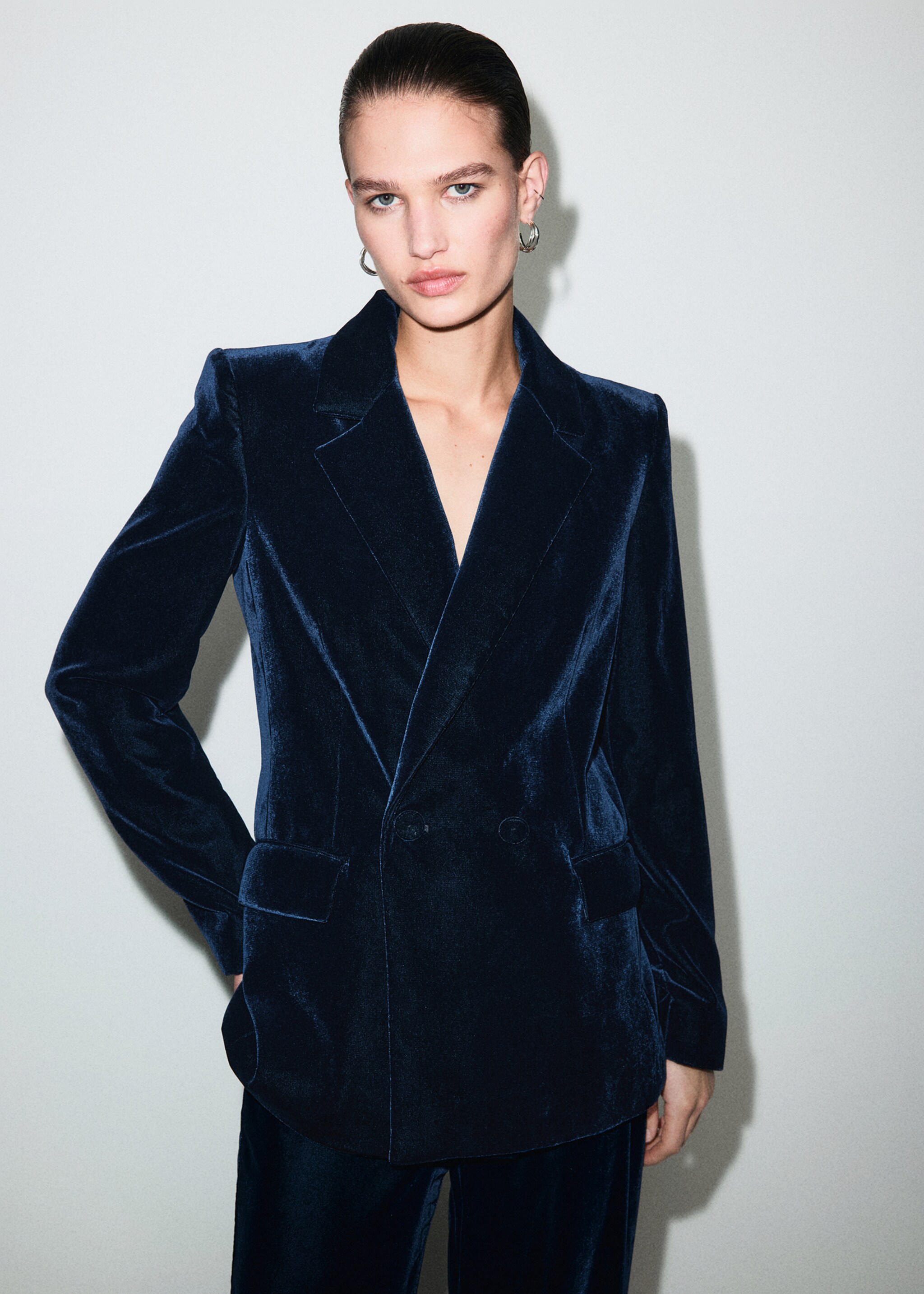 Double-breasted velvet jacket - Medium plane, Navy. Ref: 17068287-00.