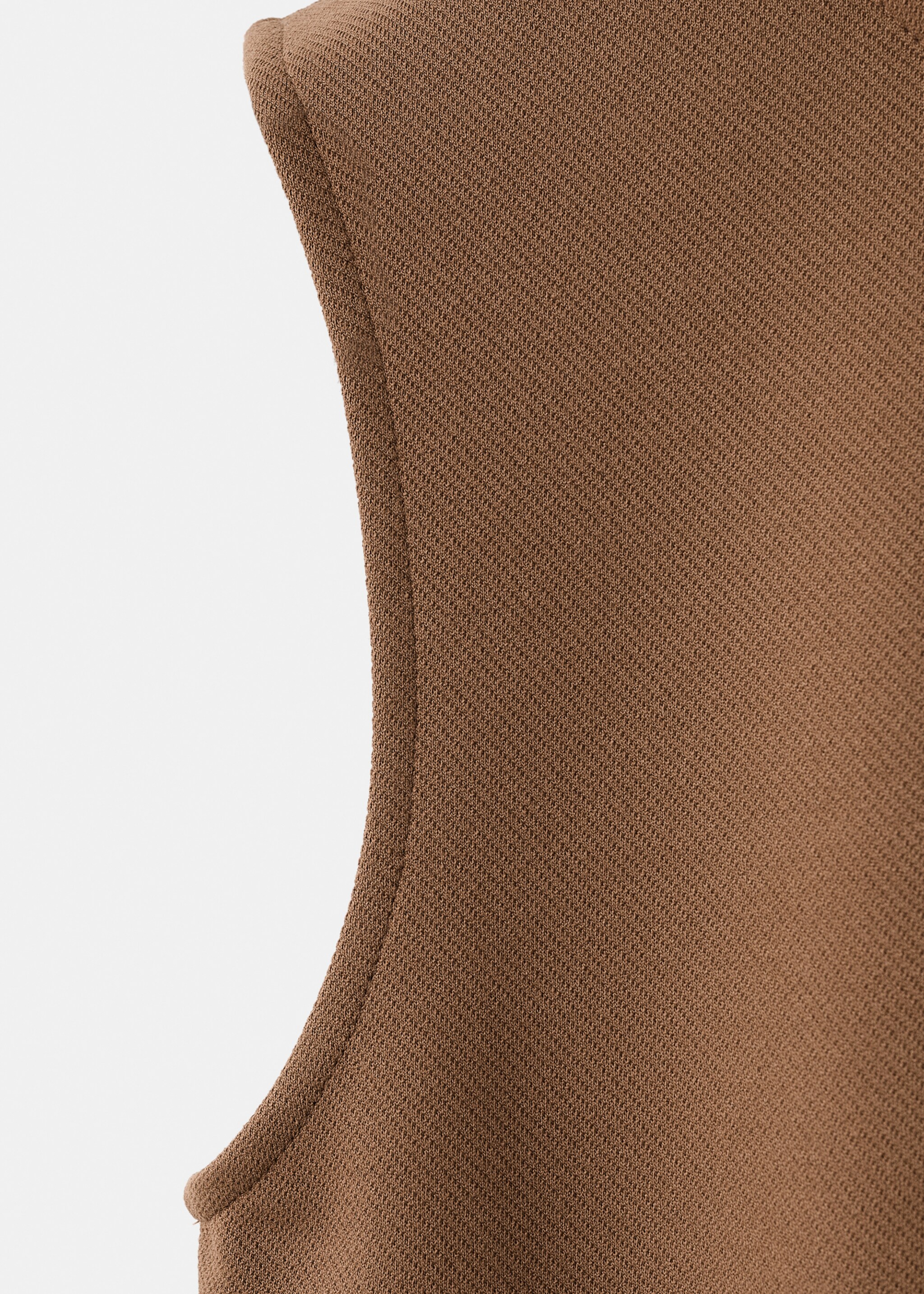 Fitted top with wide straps - Details of the article 0, Medium Brown. Ref: 17068291-00.