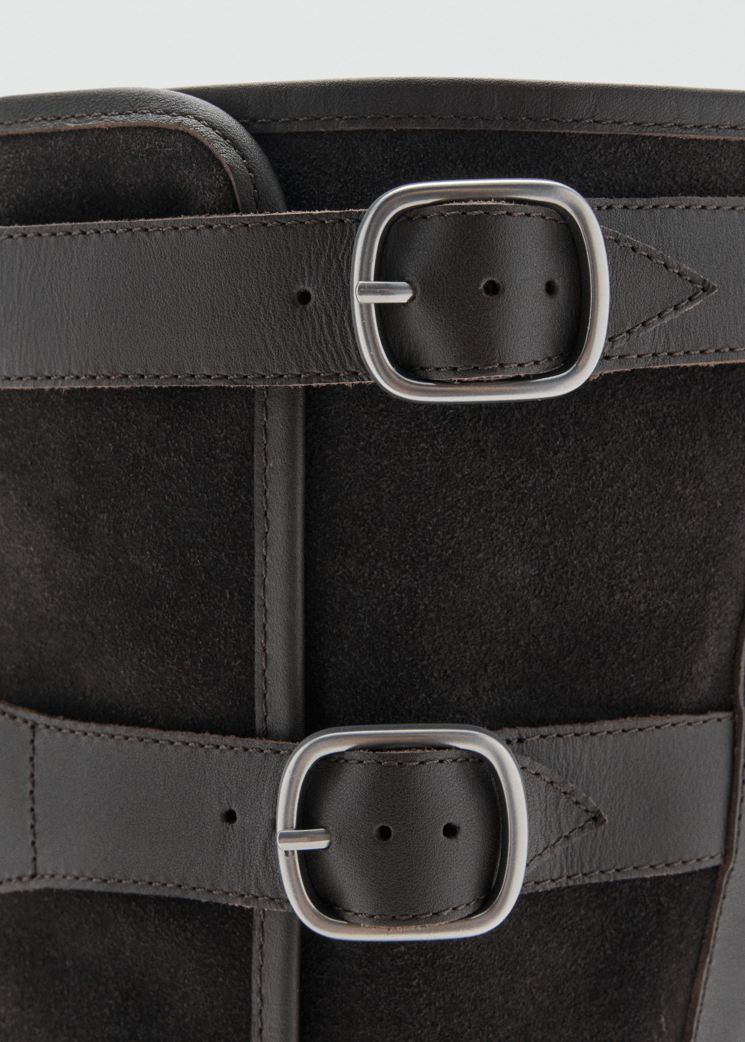 Suede boots with buckle