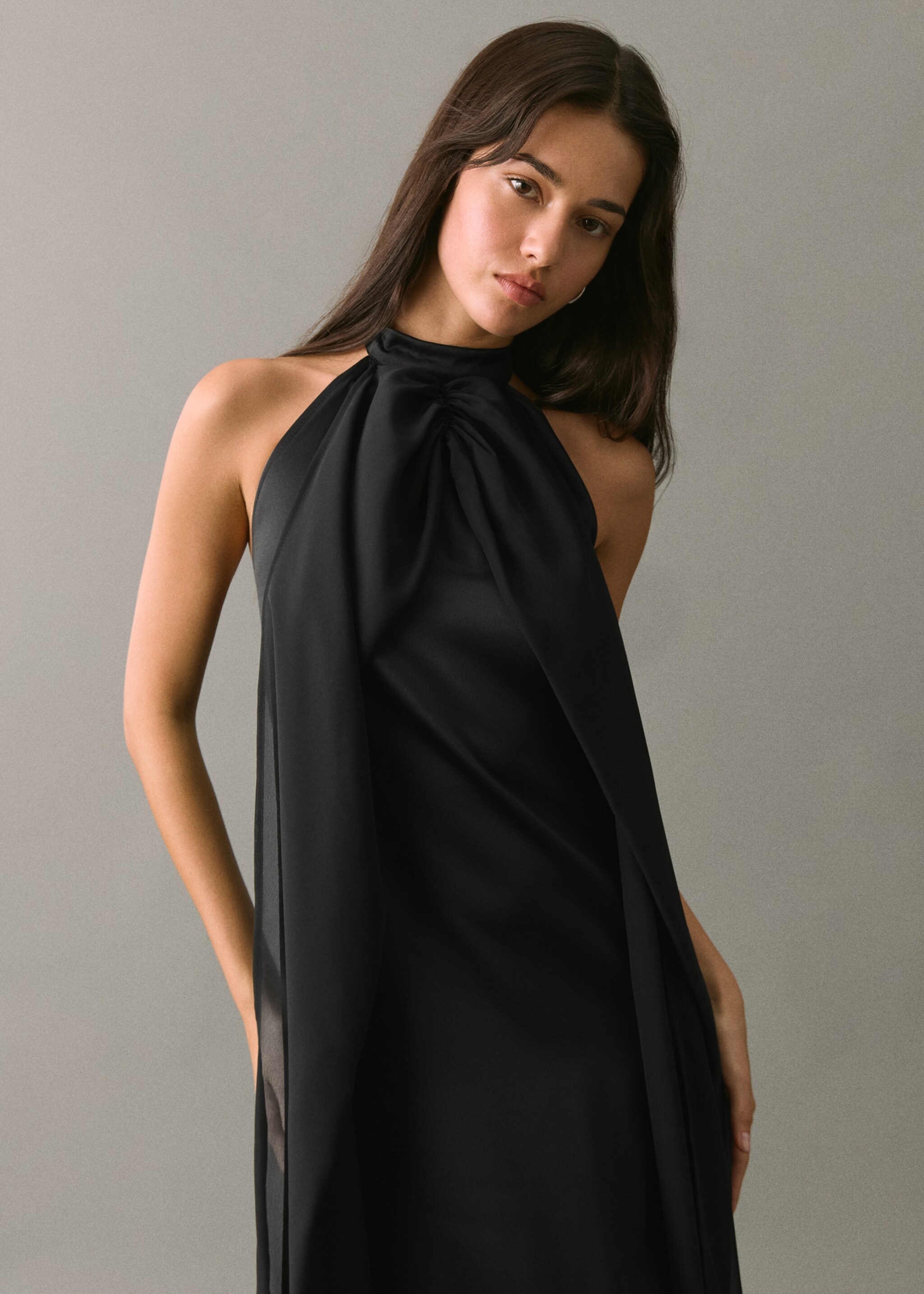 Satin halter neck dress - Medium plane, Black. Ref: 17068634-00.