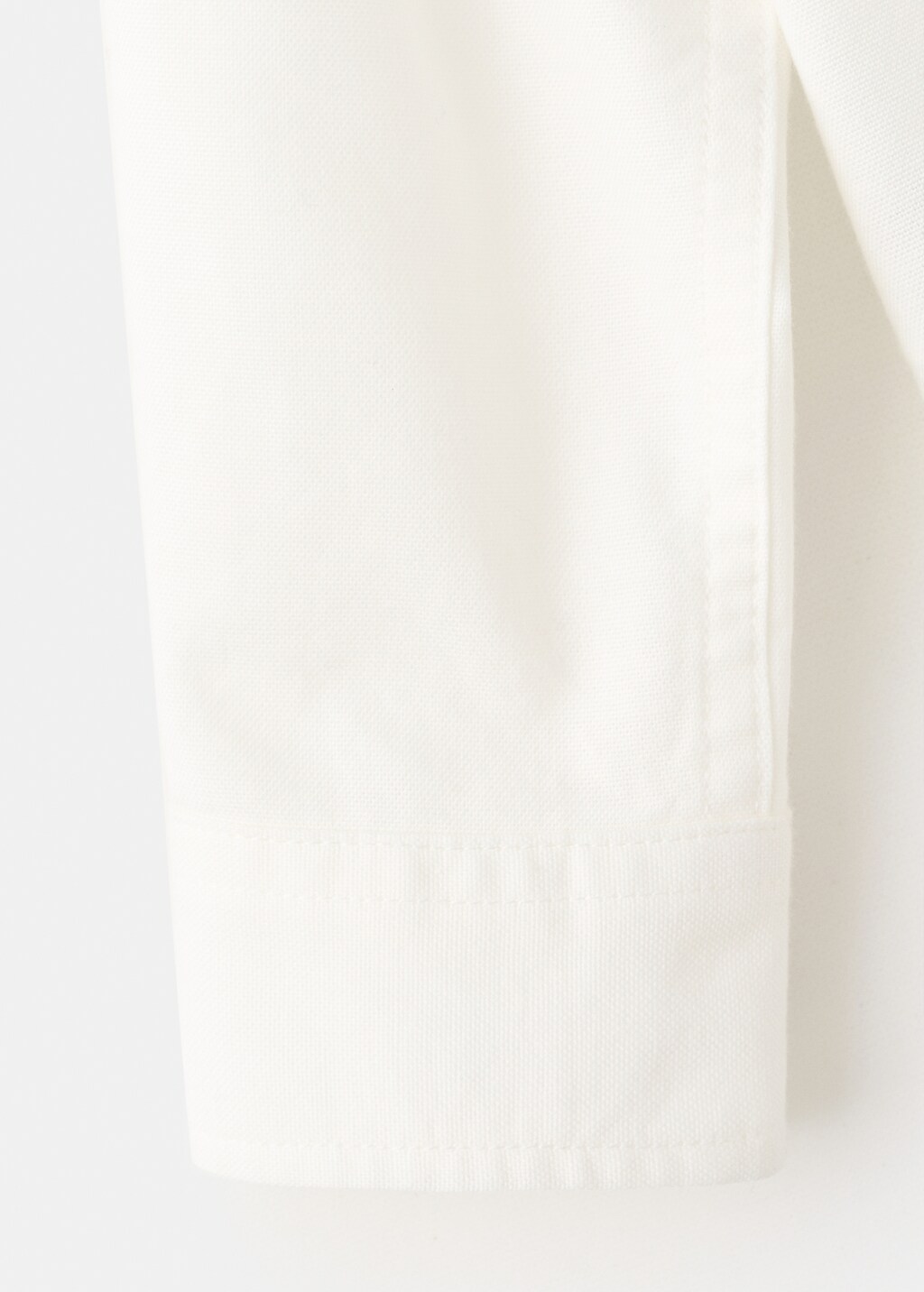 Shirt with reindeer embroidery