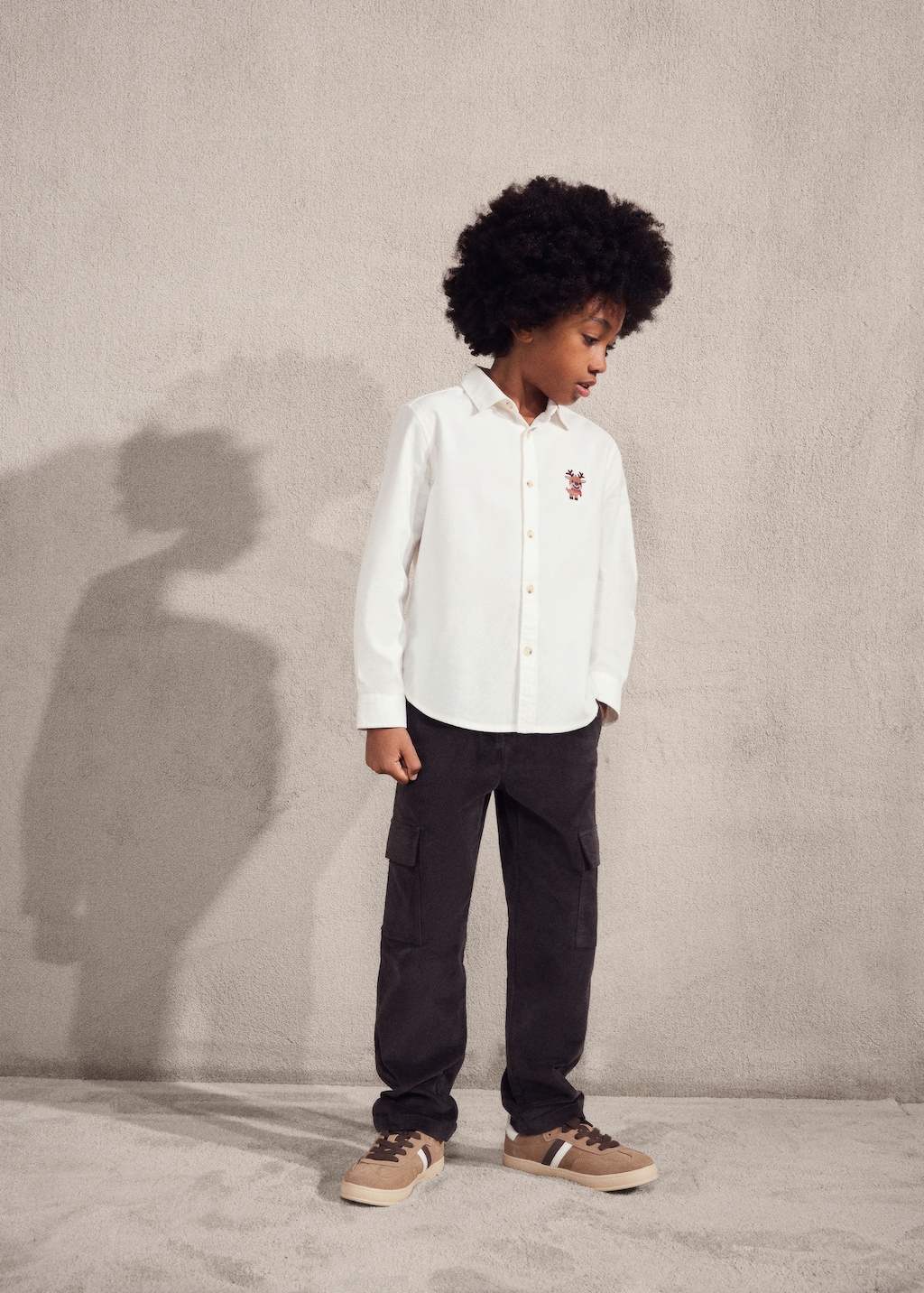 Shirt with reindeer embroidery