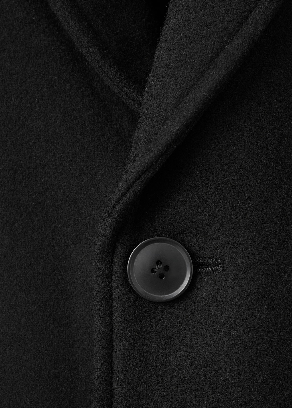 Lightweight recycled wool coat