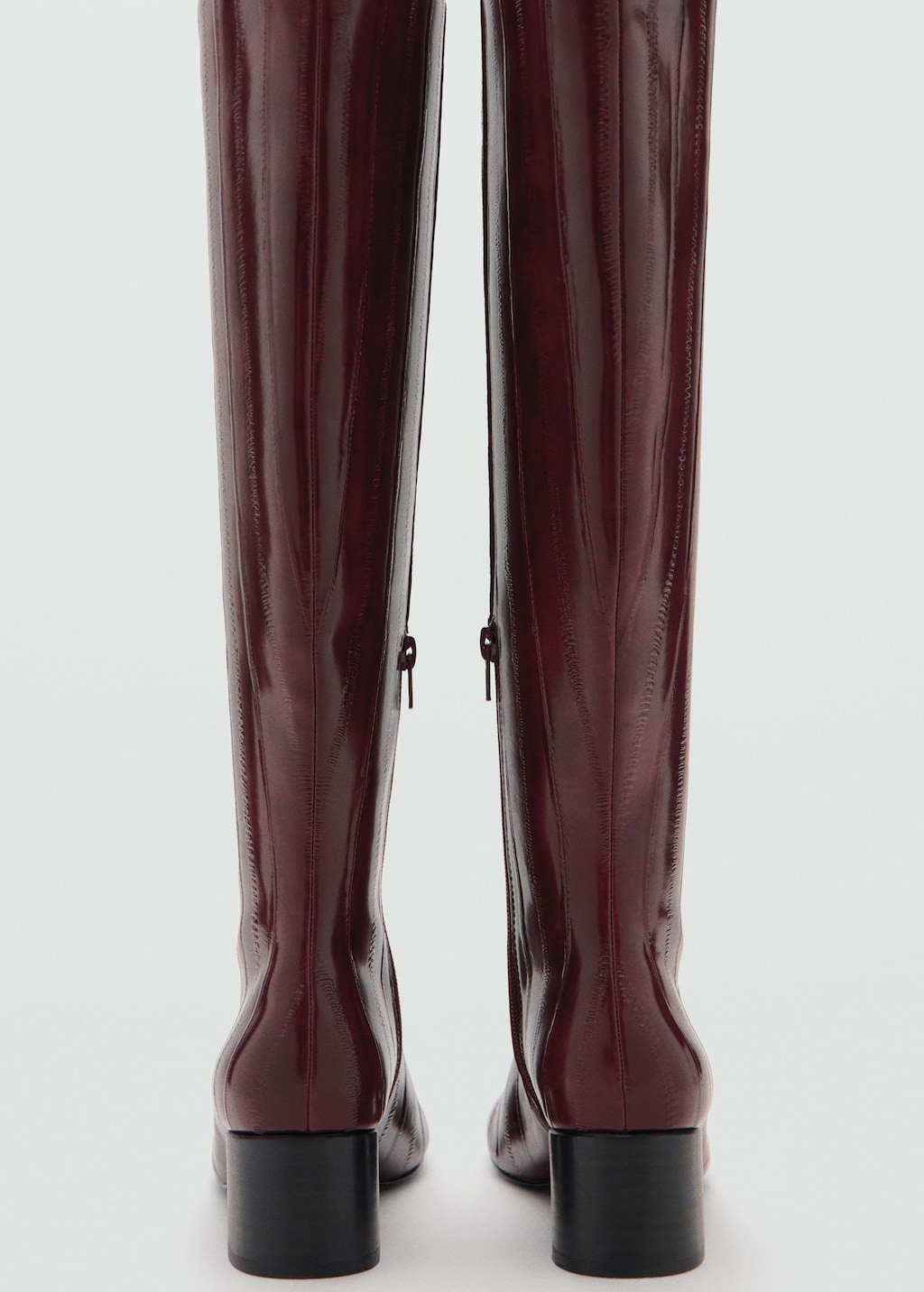 Textured heeled boots