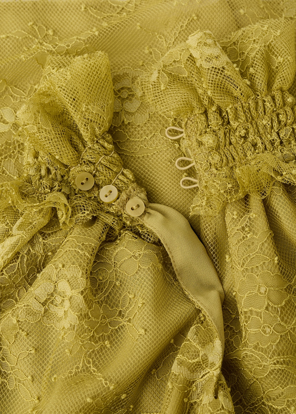 Lace top with ruff collar