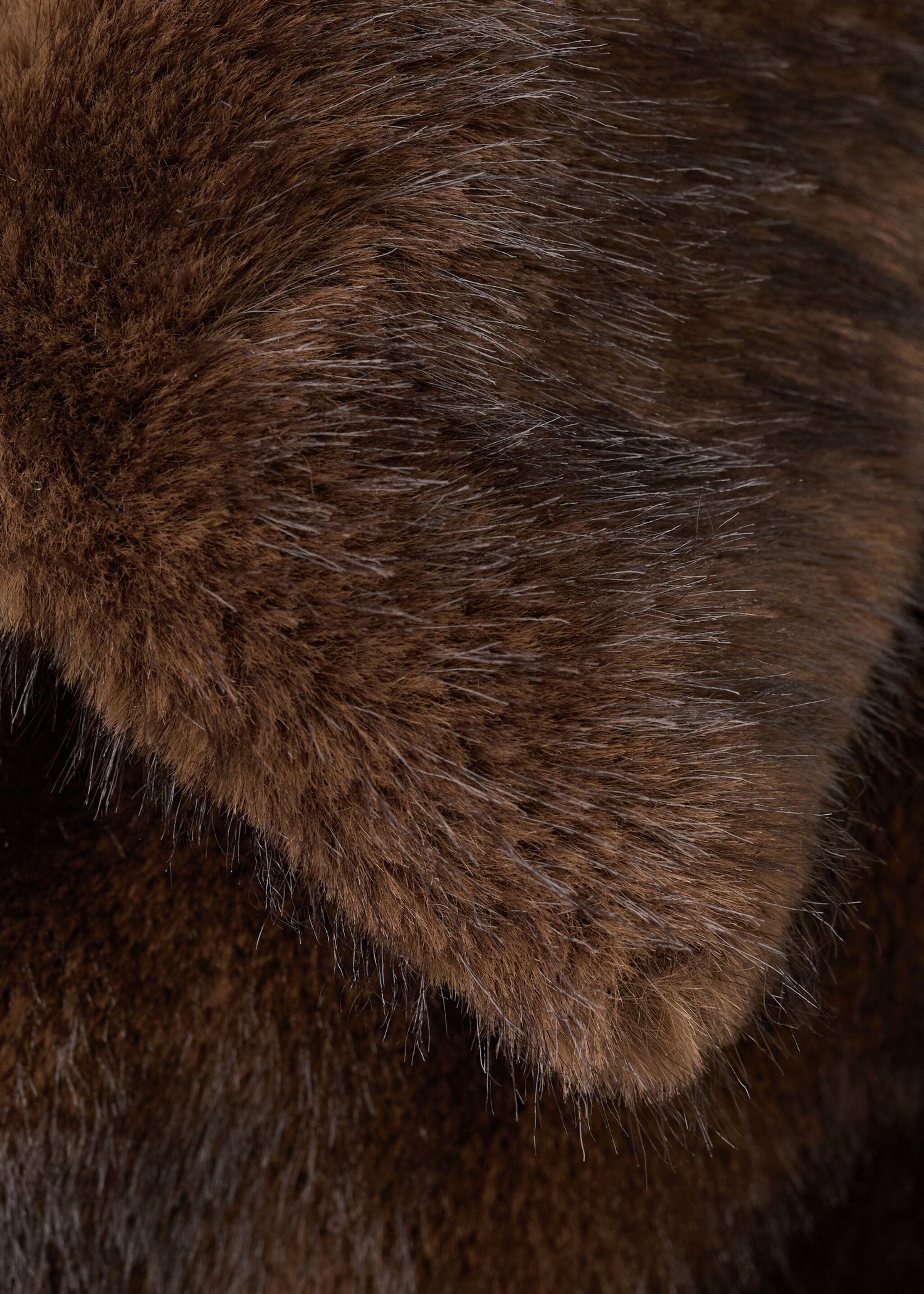 Veste effet peluche à revers - Détail de l'article 8, Marron. Ref: 17069110-00.
