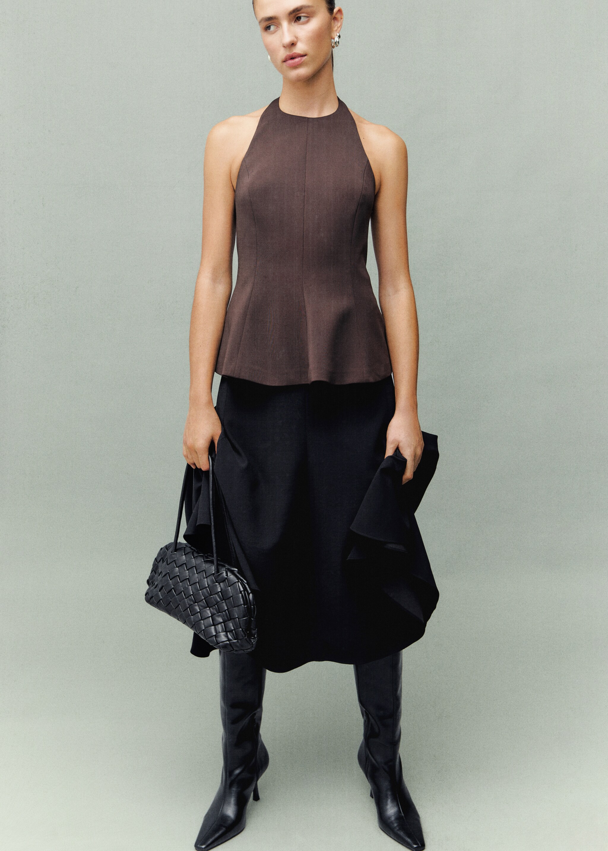 Peplum top with halter neck - Details of the article 2, Brown. Ref: 17069111-00.