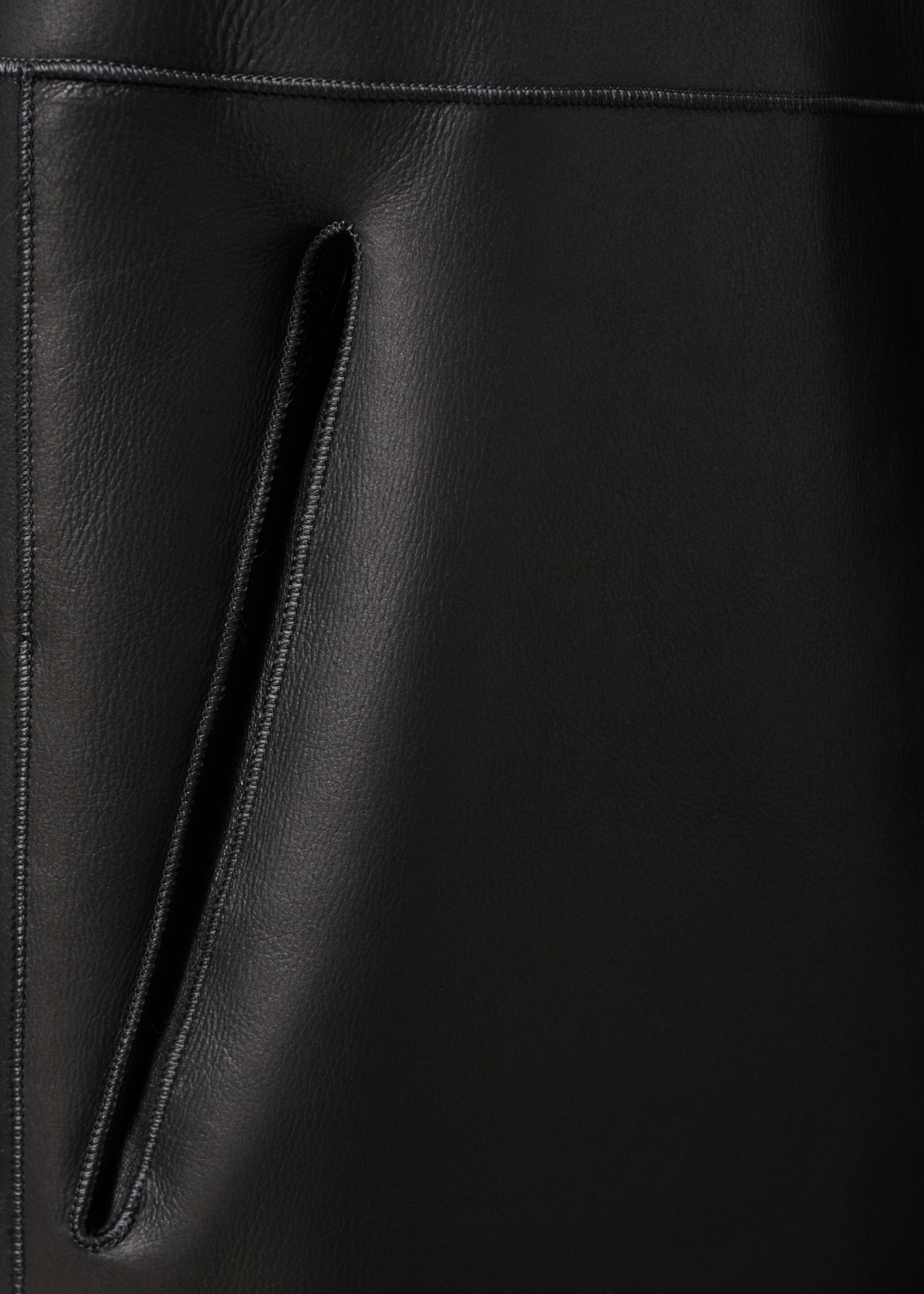 Manteau cuir imitation fourrure réversible - Détail de l'article 0, Noir. Ref: 17069116-00.