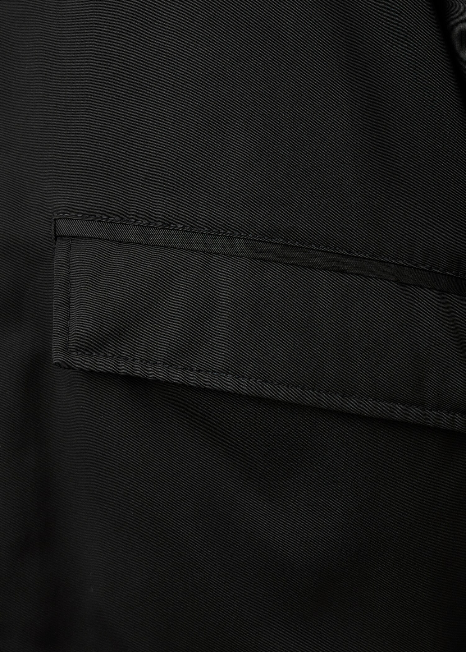 Water-repellent jacket with pockets - Details of the article 0