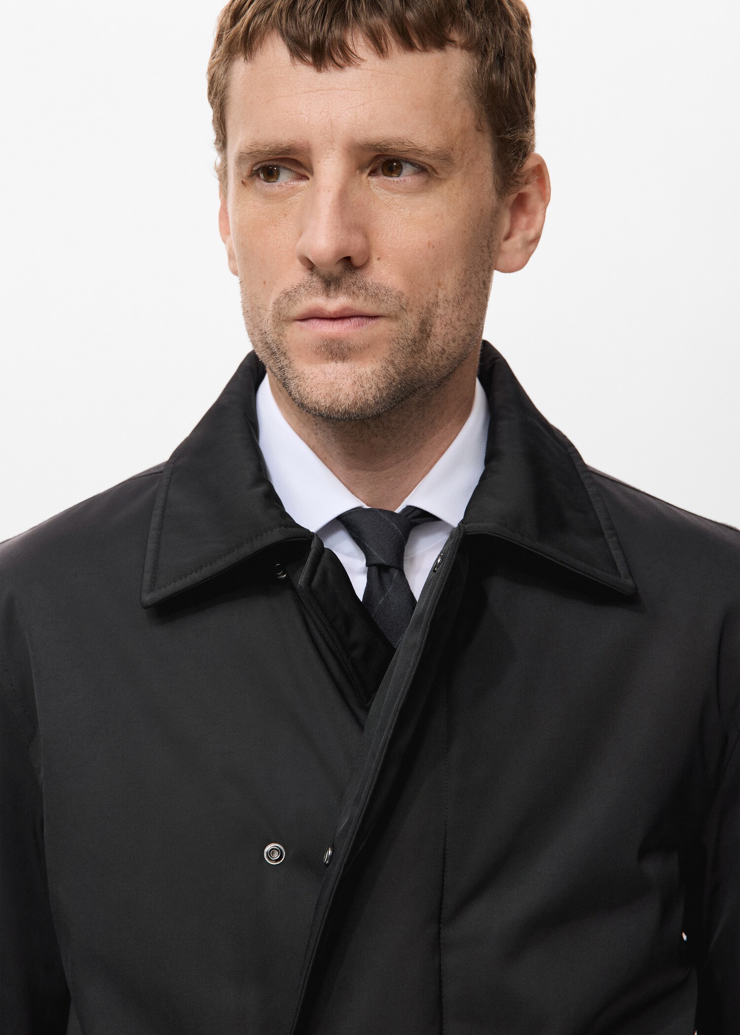 Water-repellent jacket with pockets - Details of the article 1