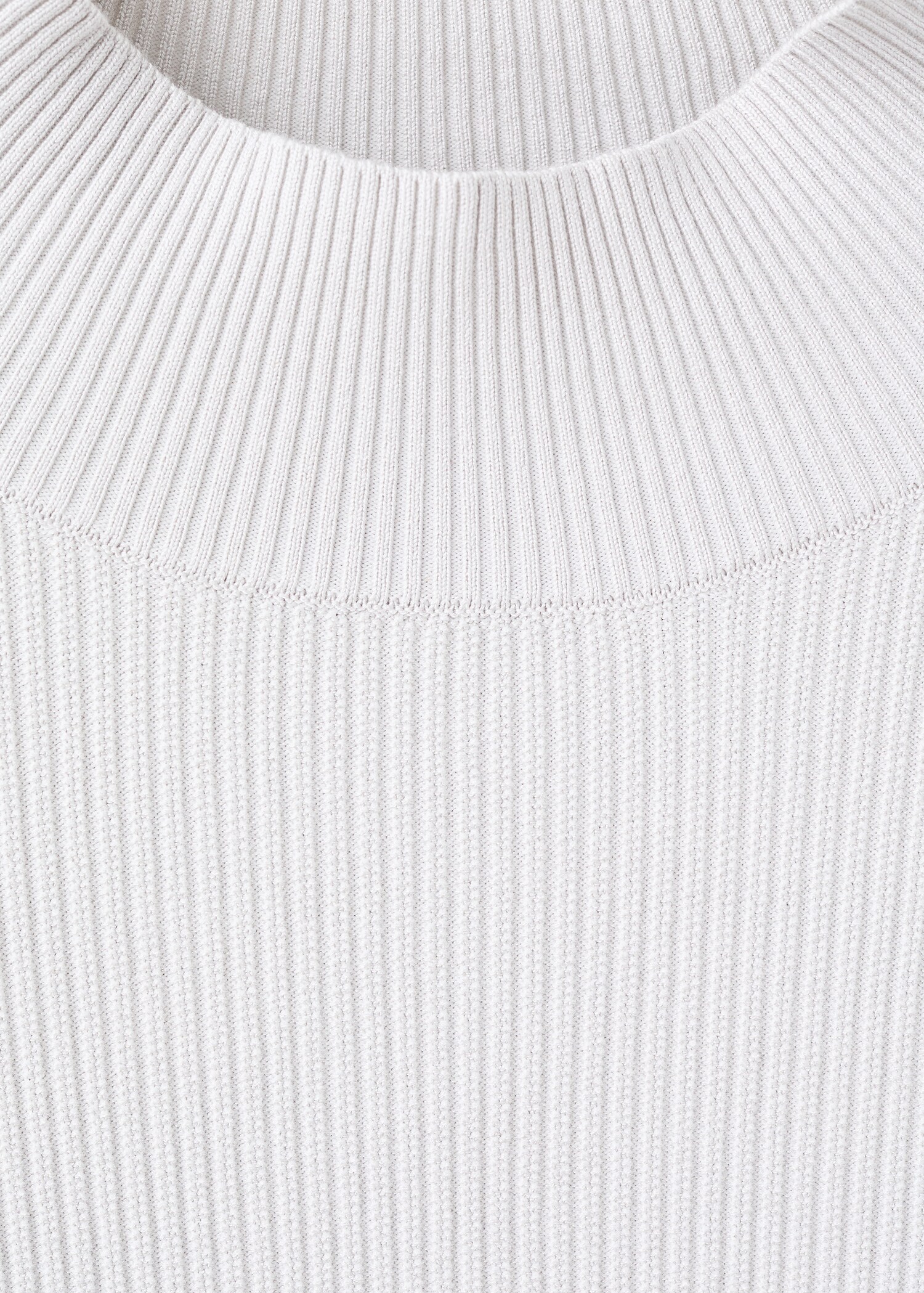 Jersey cuello alto canalé - Detalle del artículo 8