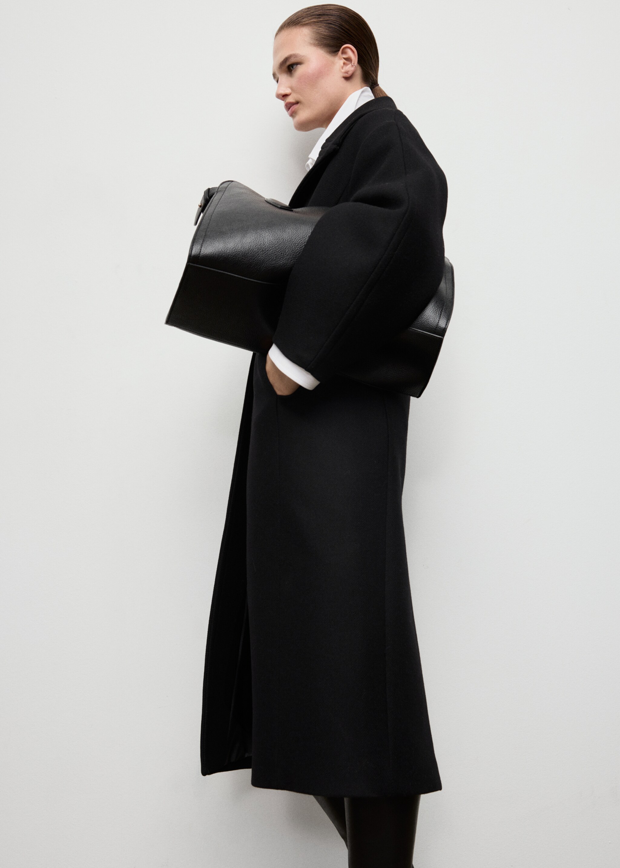 Manteau en laine structuré - Plan moyen, Noir. Ref: 17069213-00.