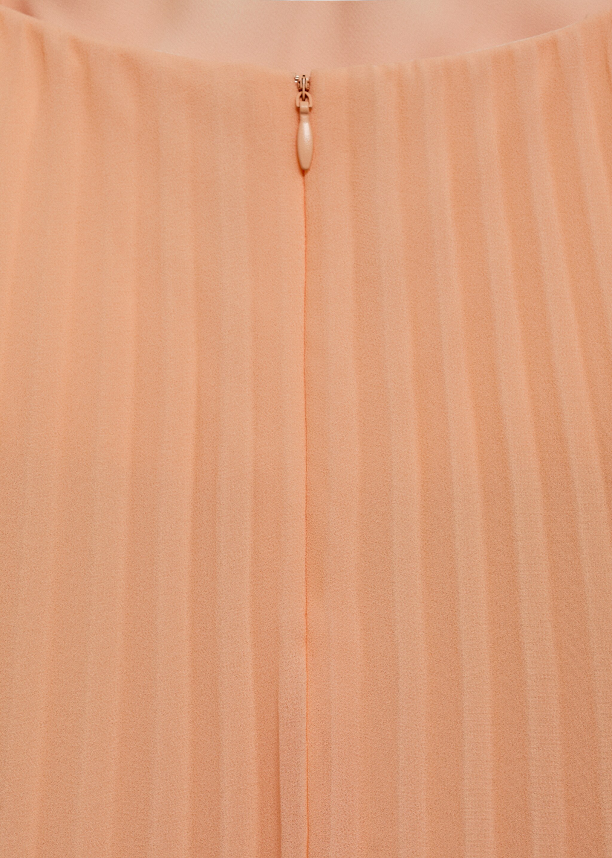Strapless pleated dress - Details of the article 0