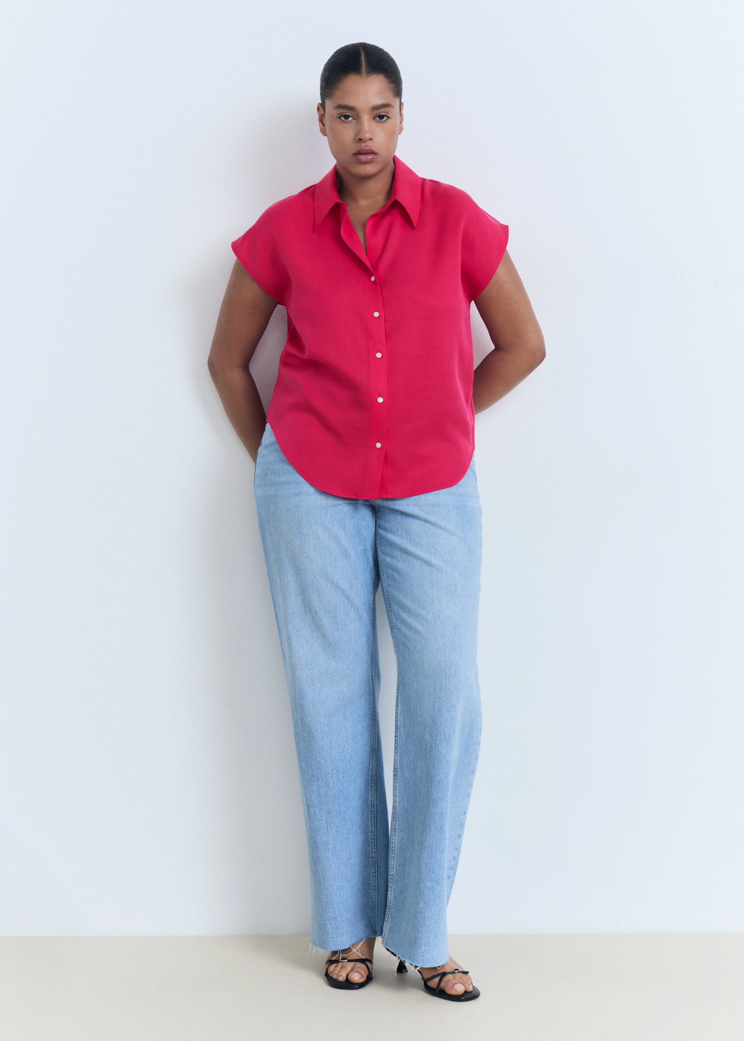 Lyocell sleeveless shirt - Details of the article 3
