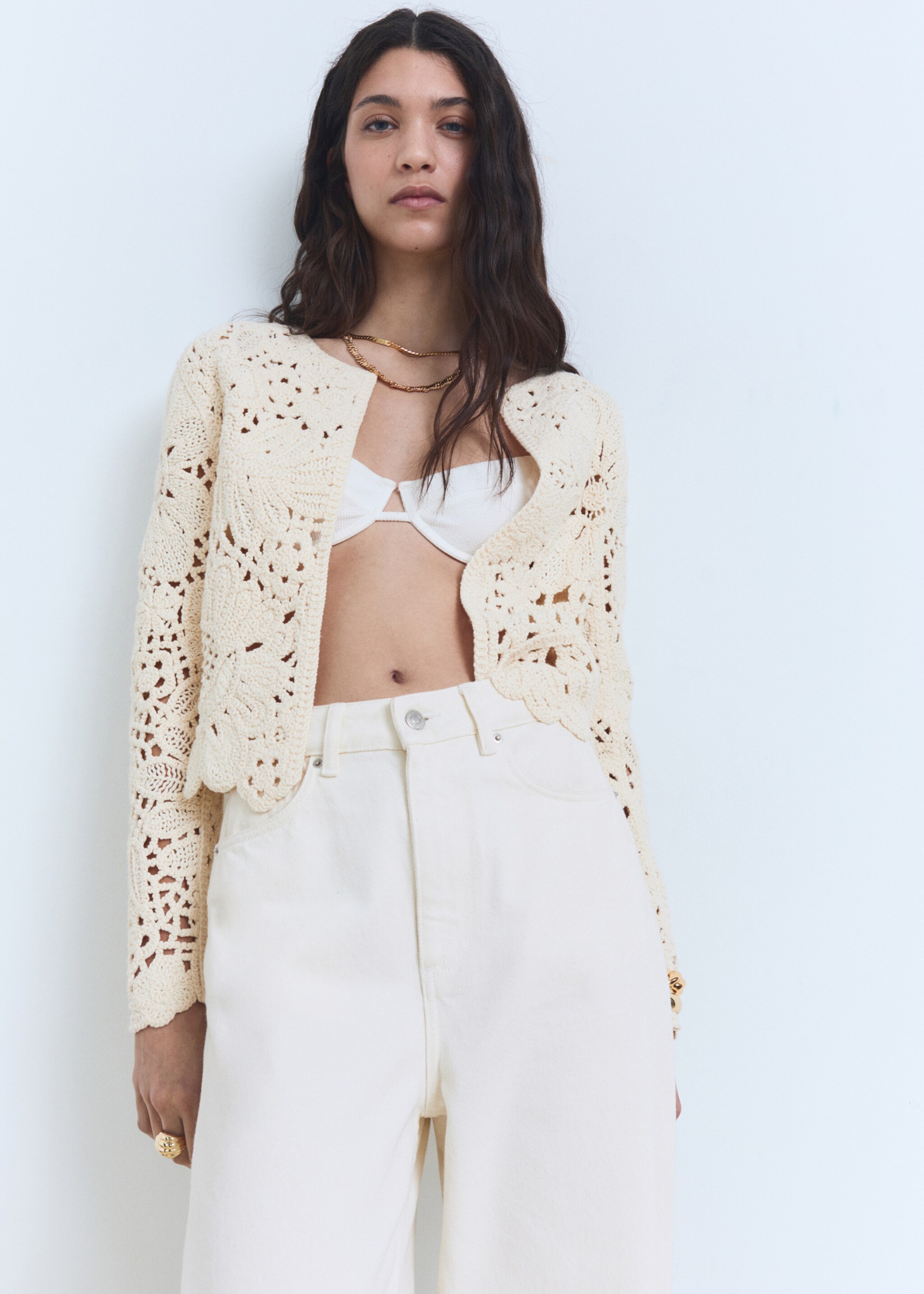 Veste en tricot ajouré avec ourlet festonné - Plan moyen