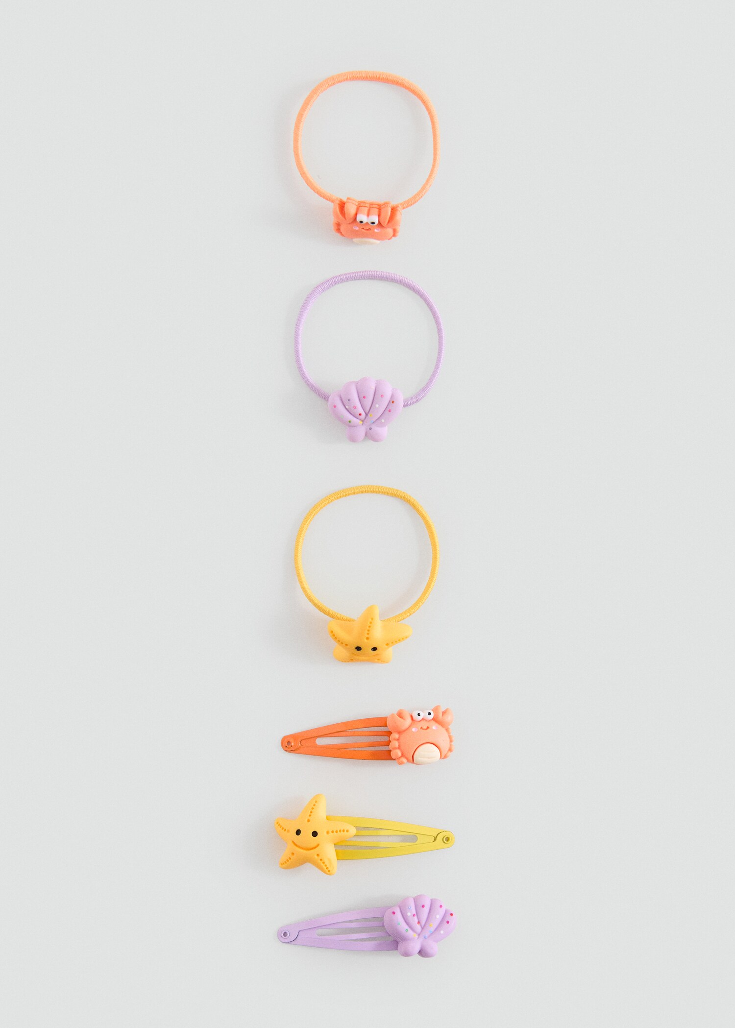 Pack of rubber bands and clips - Article without model