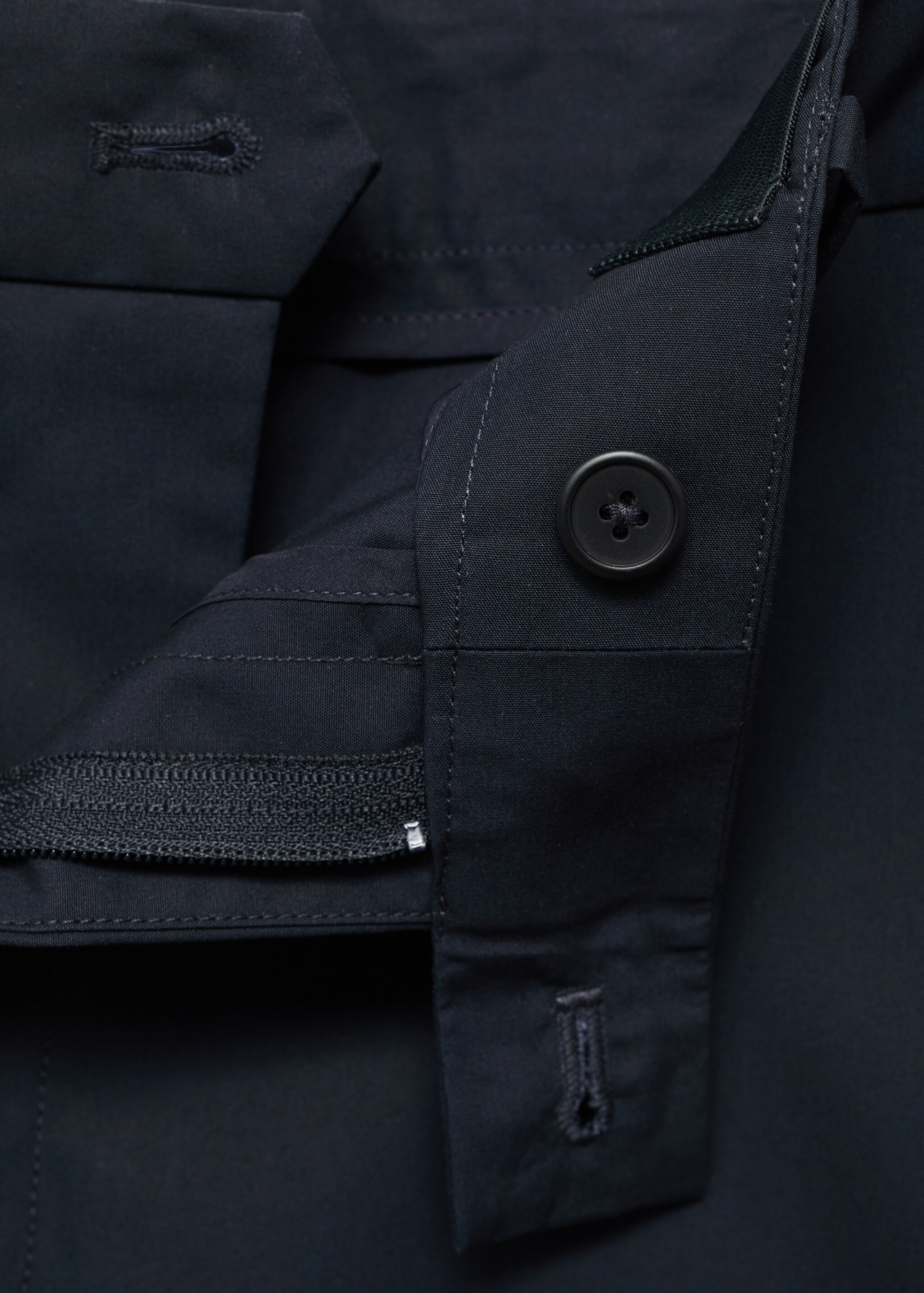 100% slim-fit cotton trousers - Details of the article 8