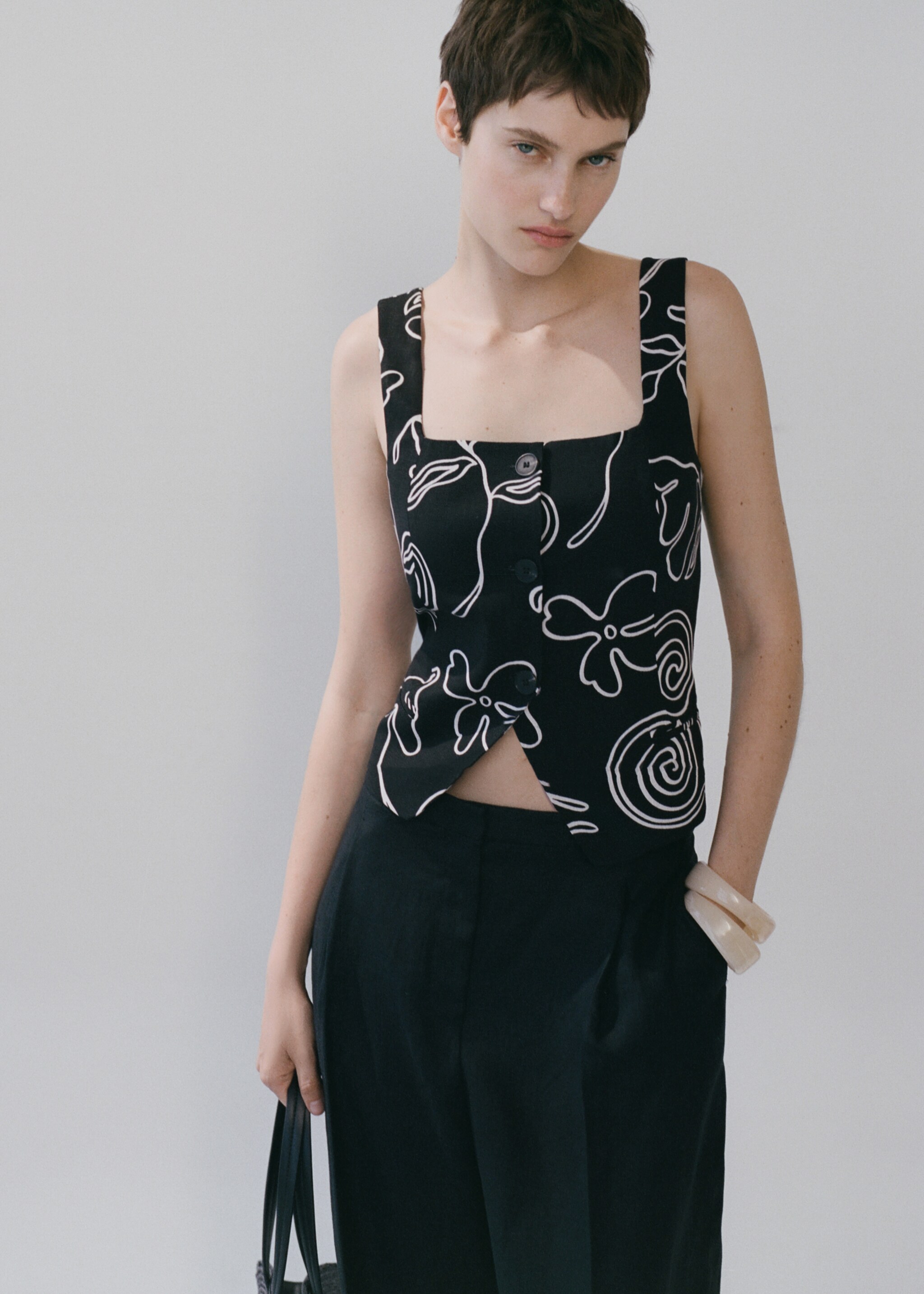 Floral-print linen suit waistcoat - Details of the article 7