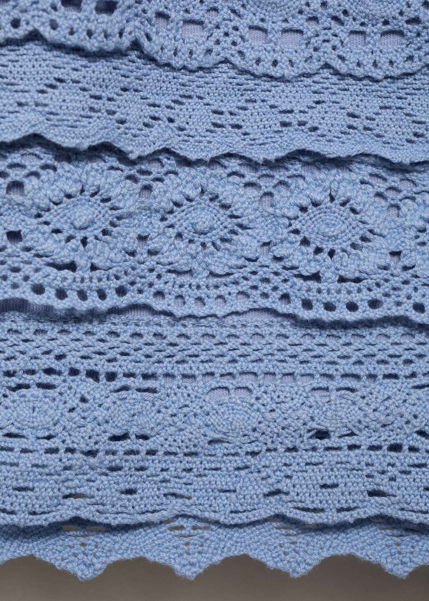 Crochet shorts with ruffles - Details of the article 0