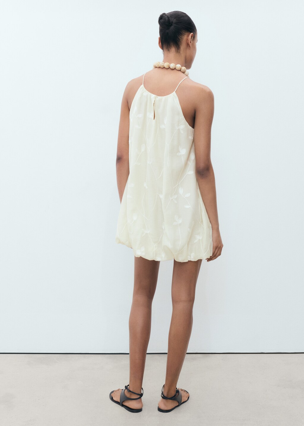 Balloon halter dress - image 3