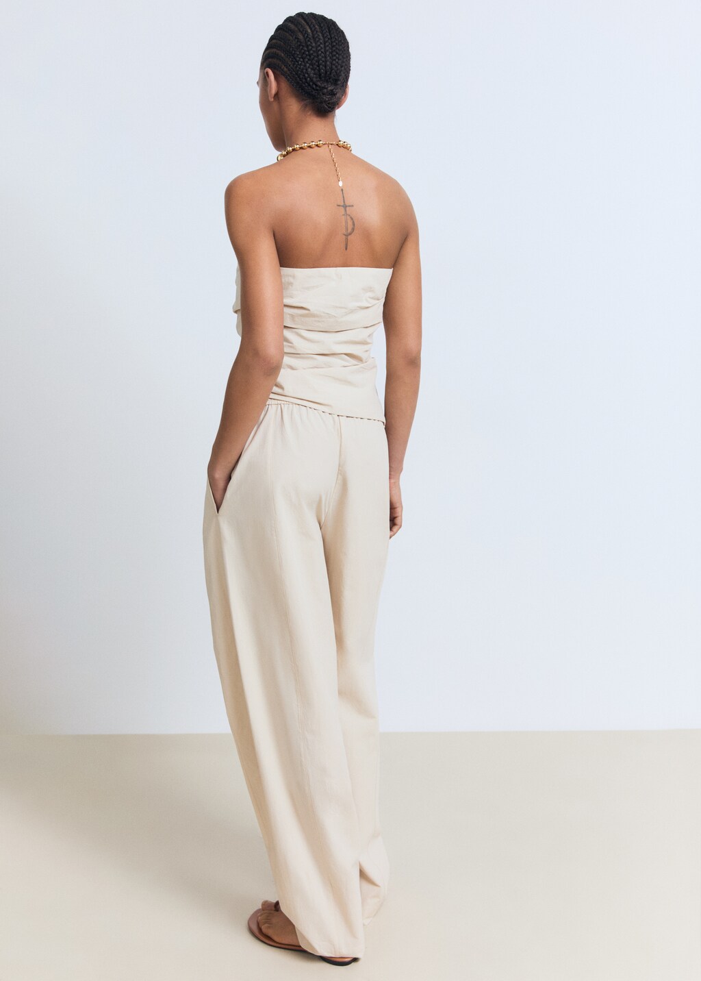 NUDE Cotton trouser with pinces バック Cotton Gabardine Trousers in Beige