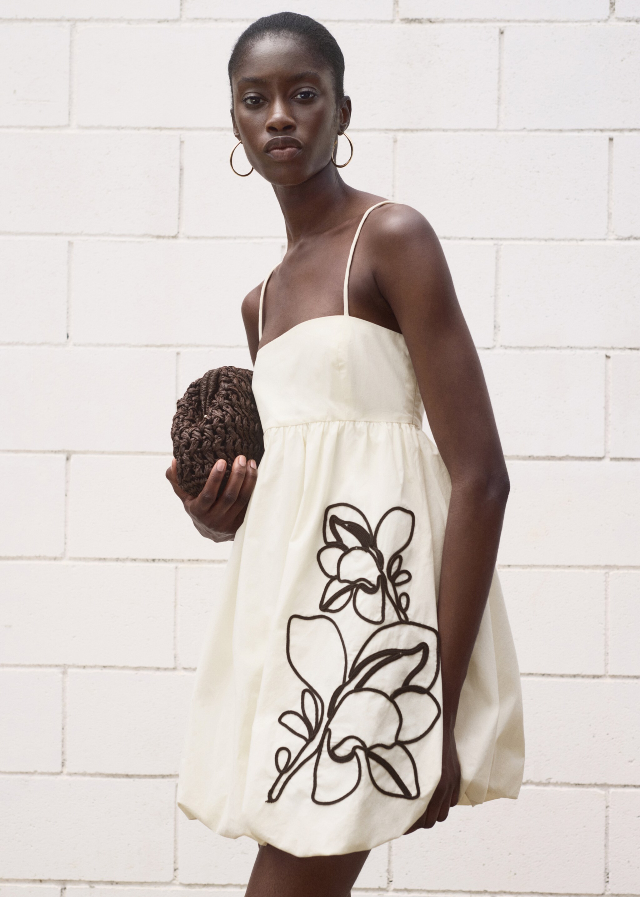 Balloon-effect embroidered dress - Medium plane